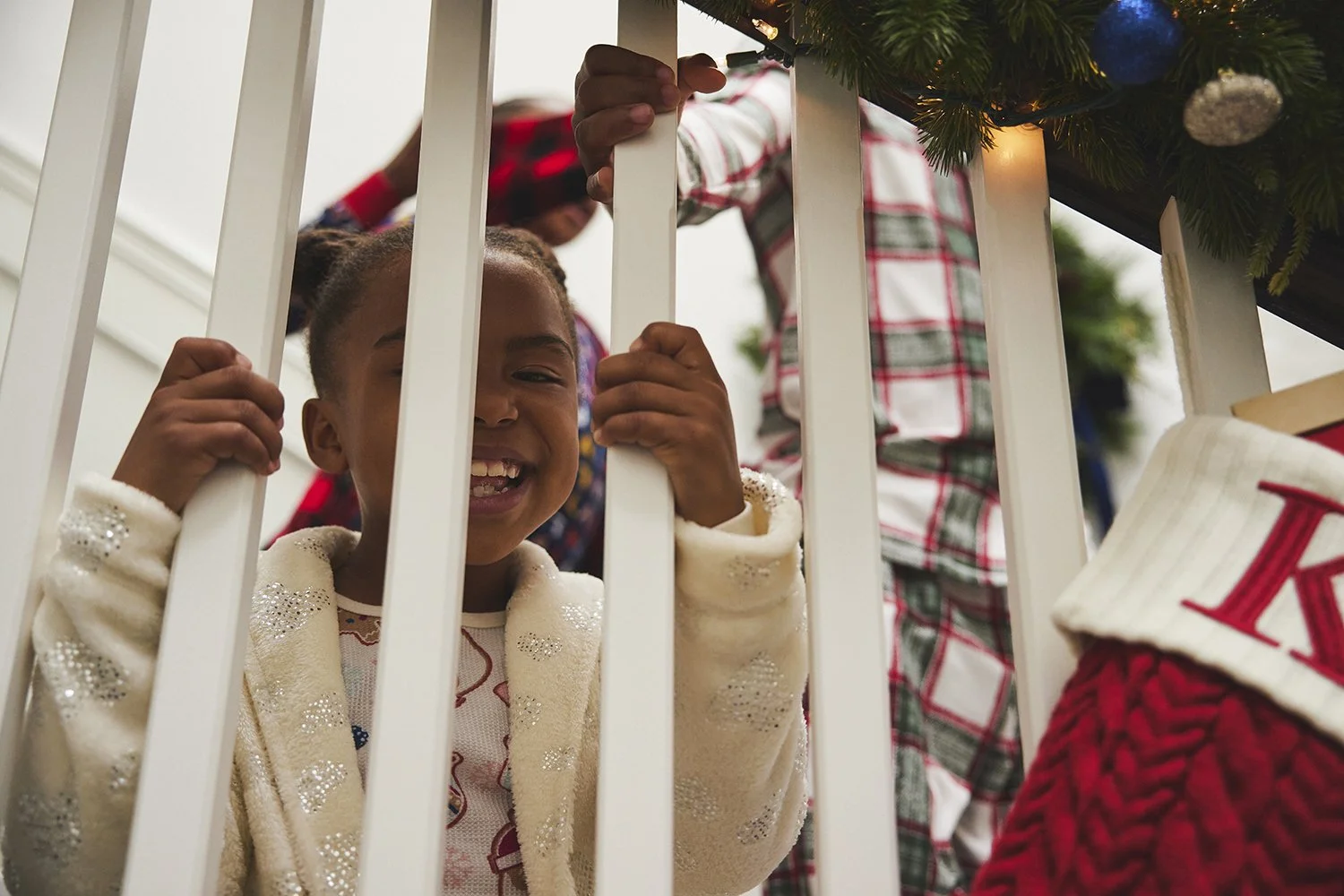 939027-Most-Wanted-SSNL-Gifting-AA-Kids-Coming-Downstairs-5834-SELECT.jpg