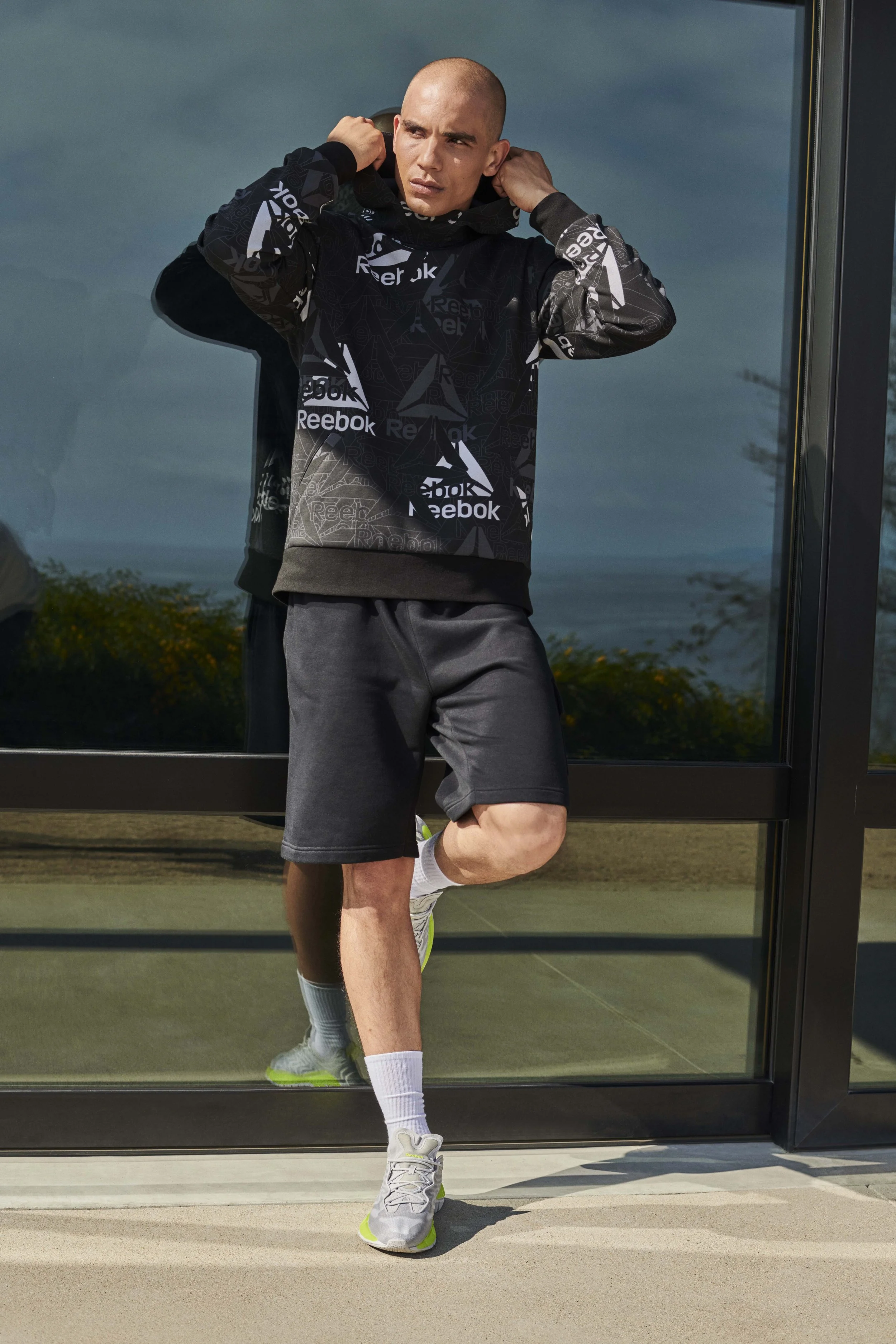 2898590-APRL-WMNS-Mens-Fall-Fashion-On-Location-Missy-Mens-Reebok-OF-FY24-7877-SELECT.jpg