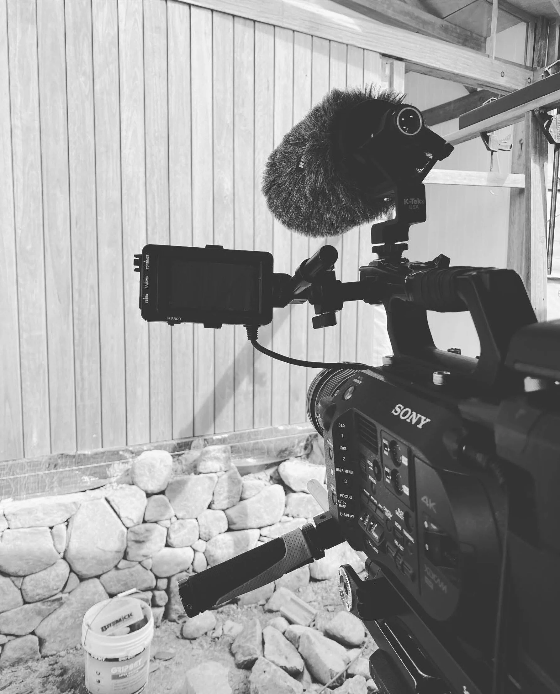 Facebook just reminded me that I shared this photo six years ago and&hellip; seriously, where does the time go?

I took this behind the scenes while we were filming Walker Farm in Myocum, still one of my all-time favourite @thedesignory projects.

It