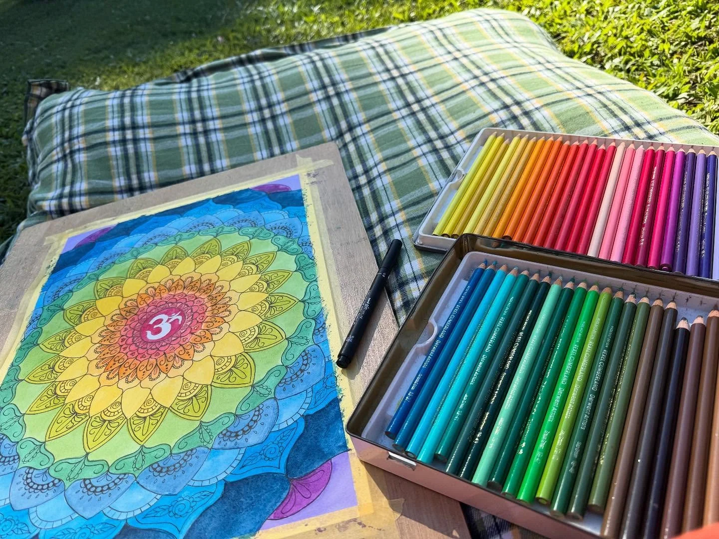 It&rsquo;s cold inside so I&rsquo;m enjoying some spectacular Queensland winter sun while doing some art. I&rsquo;m sitting on my beloved Glamswag which is one of the best things I&rsquo;ve ever owned. If you don&rsquo;t have one then you&rsquo;re mi