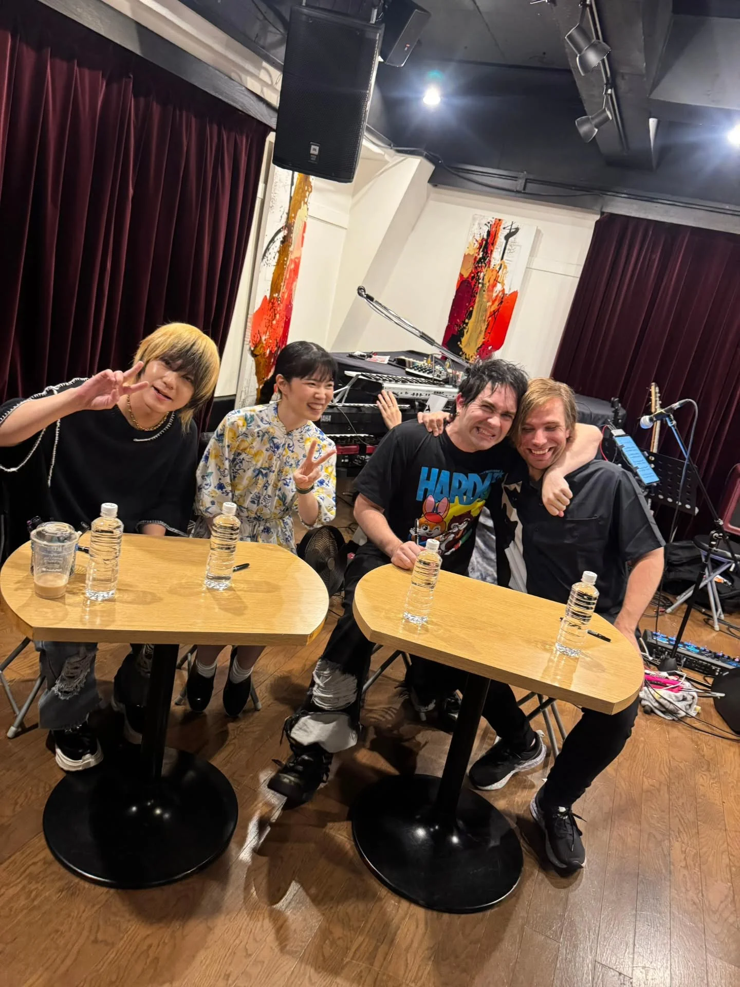 SLAK Japan premier tour Day1
本厚木キャビンでのライブに来てくださった方々、ありがとうございました！
今回がSLAKとしていっちばん最初のライブになりましたが、みなさんいかがでしたか？？
これからどんどん成長していくSLAKを見守って頂けると嬉しいです！

Shirai Akito(Key) @akito_shirai
Linder Henrik(Ba) @henriklinder
Ark&ouml; Bj&ouml;rn(Sax) @bjornarko
Kawagu