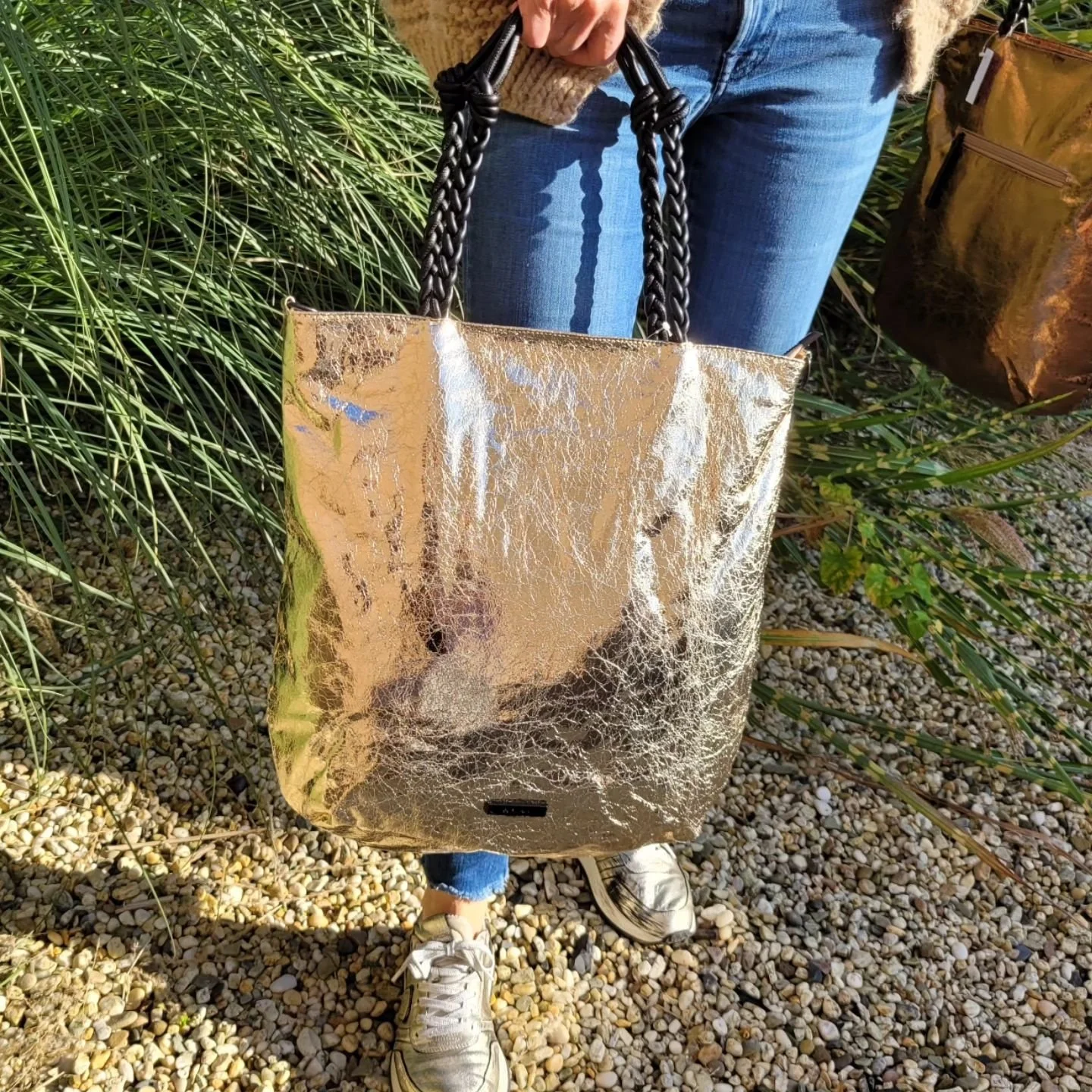 Leuke shopper in metallic kleuren &euro;59.99 #steenwegsittard