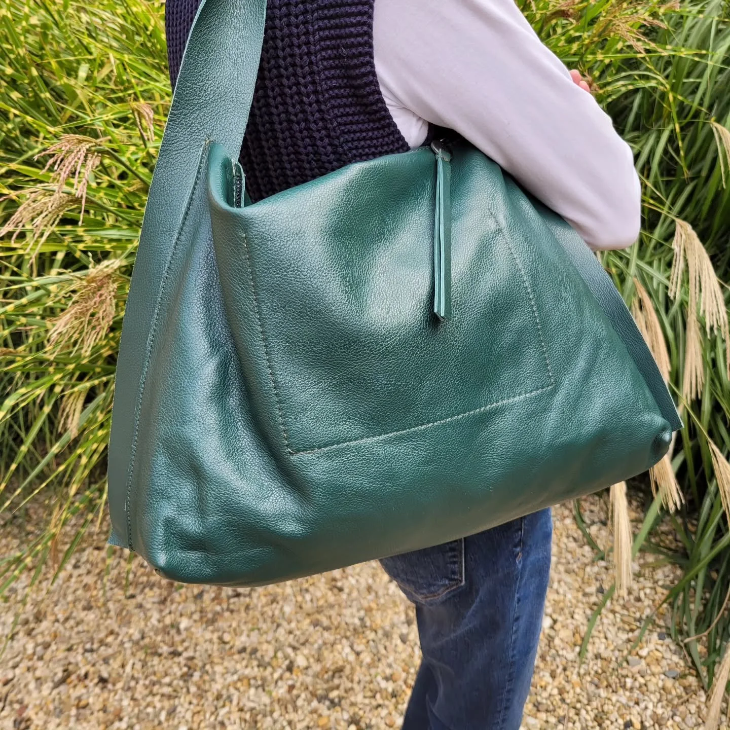 De nieuwe collectie van Biba Barcelona  is binnen! Deze Soepele buidel in leer &euro;89.95
#steenwegsittard #parkeerplaatssteenwegbereikbaar