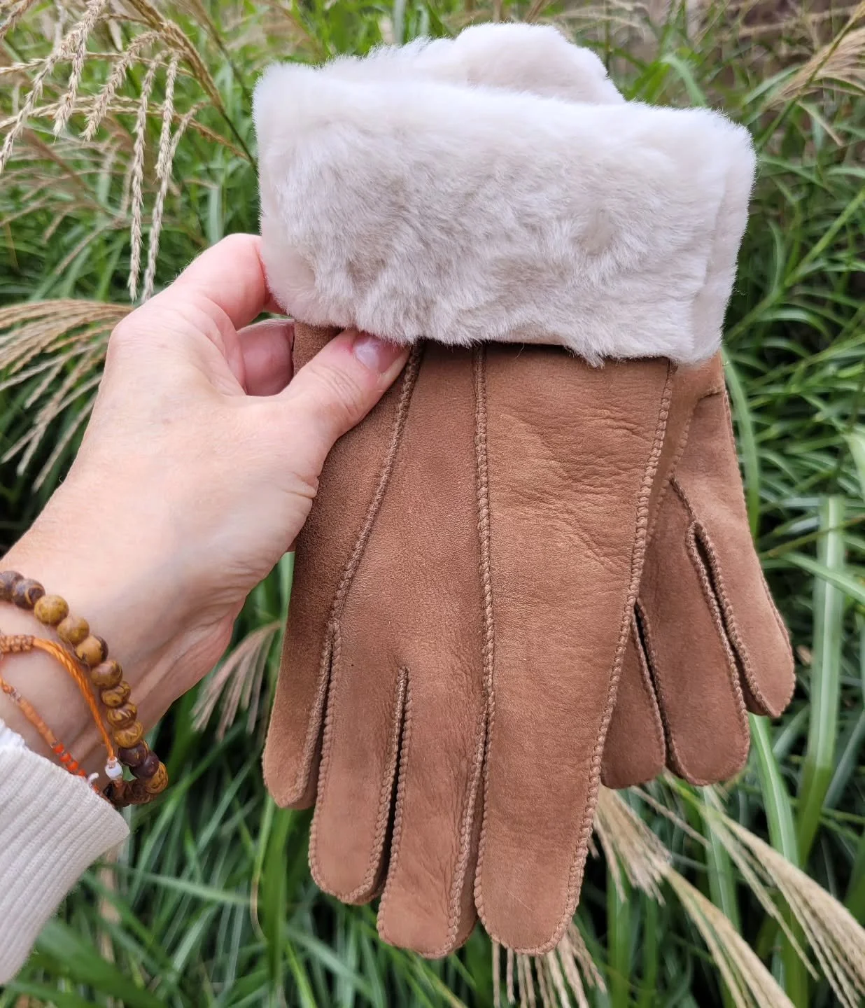 Met deze lammys van Laimbock heb je heerlijk warme handen! &euro;49.99 #steenwegsittard #parkeerplaatssteenwegbereikbaar