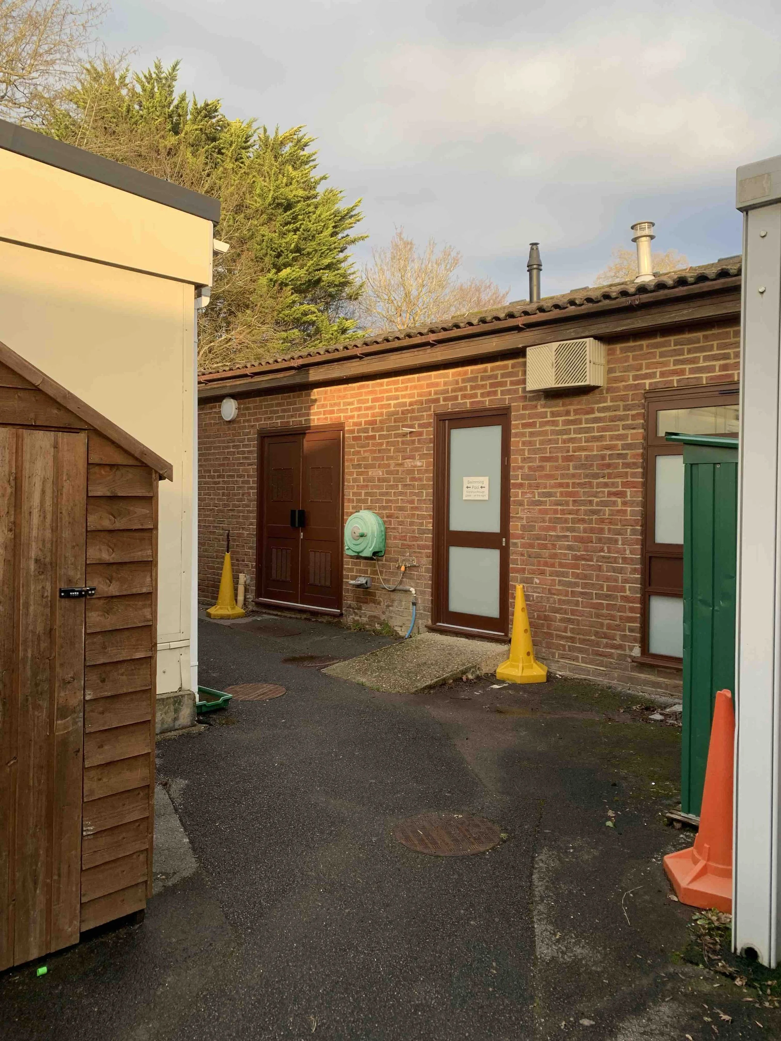 Brooklands School pool, Reigate. Pic 2