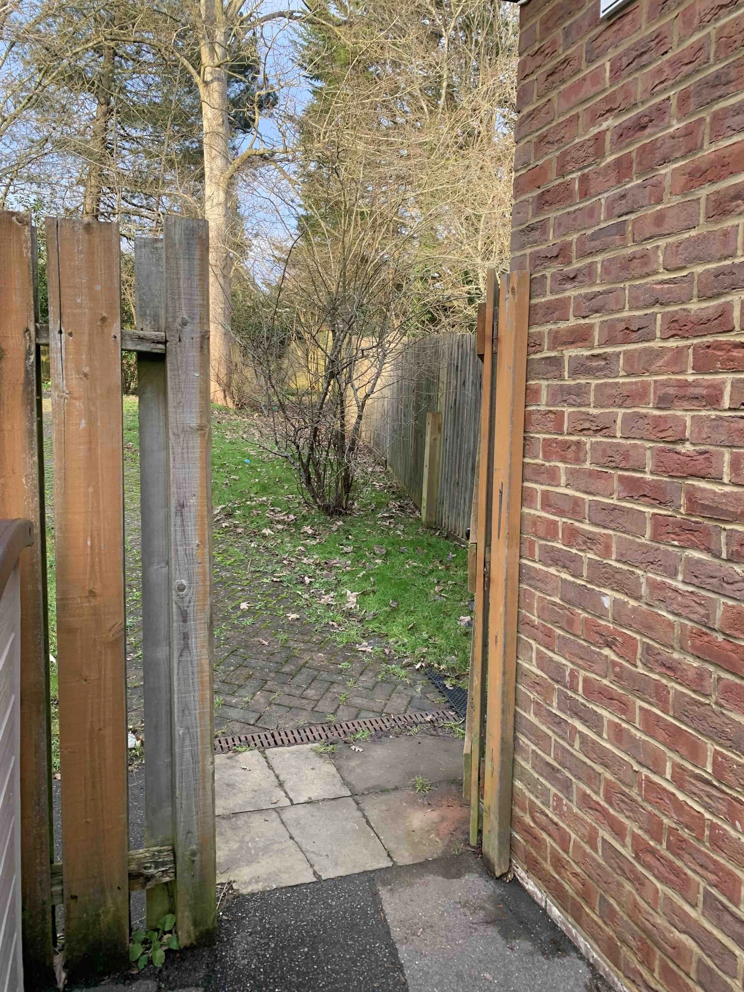 Brooklands School pool, Reigate. Pic 3