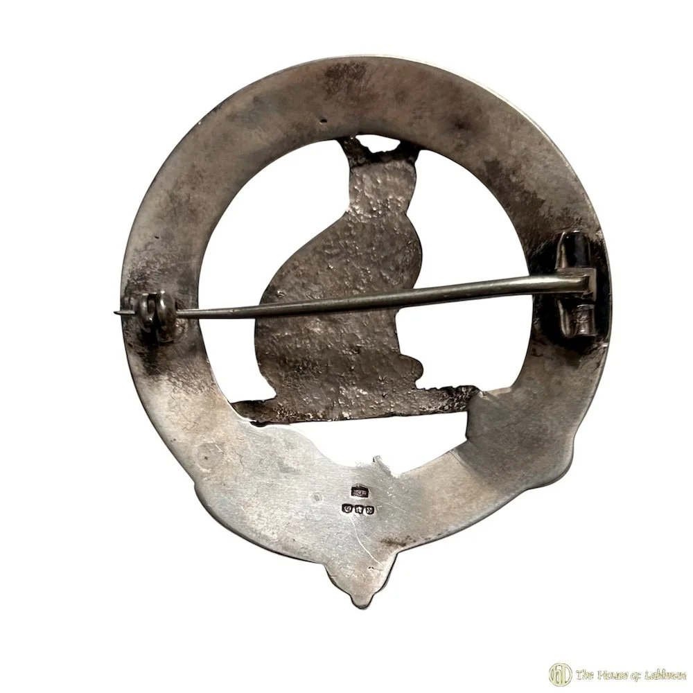 thomas ebbutt Macpherson Clan Crest – Sterling Silver Bonnet Badge.jpg