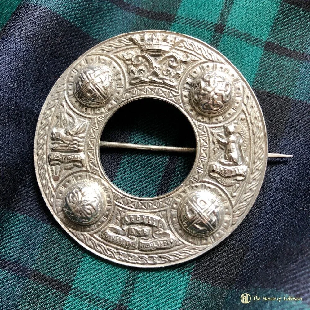 argyll+sutherland+plaid+brooch.webp