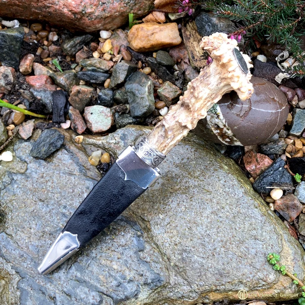 Vintage 1971 Highland Roe Buck Sgian Dubh