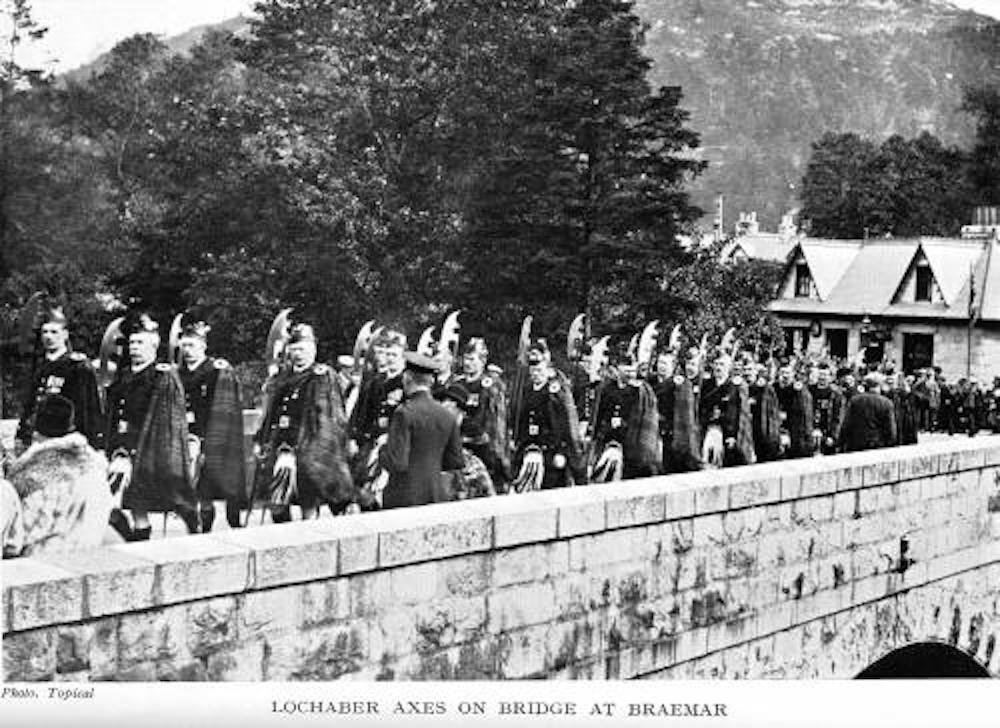 Balmoral Highlanders march over the bridge 1926.