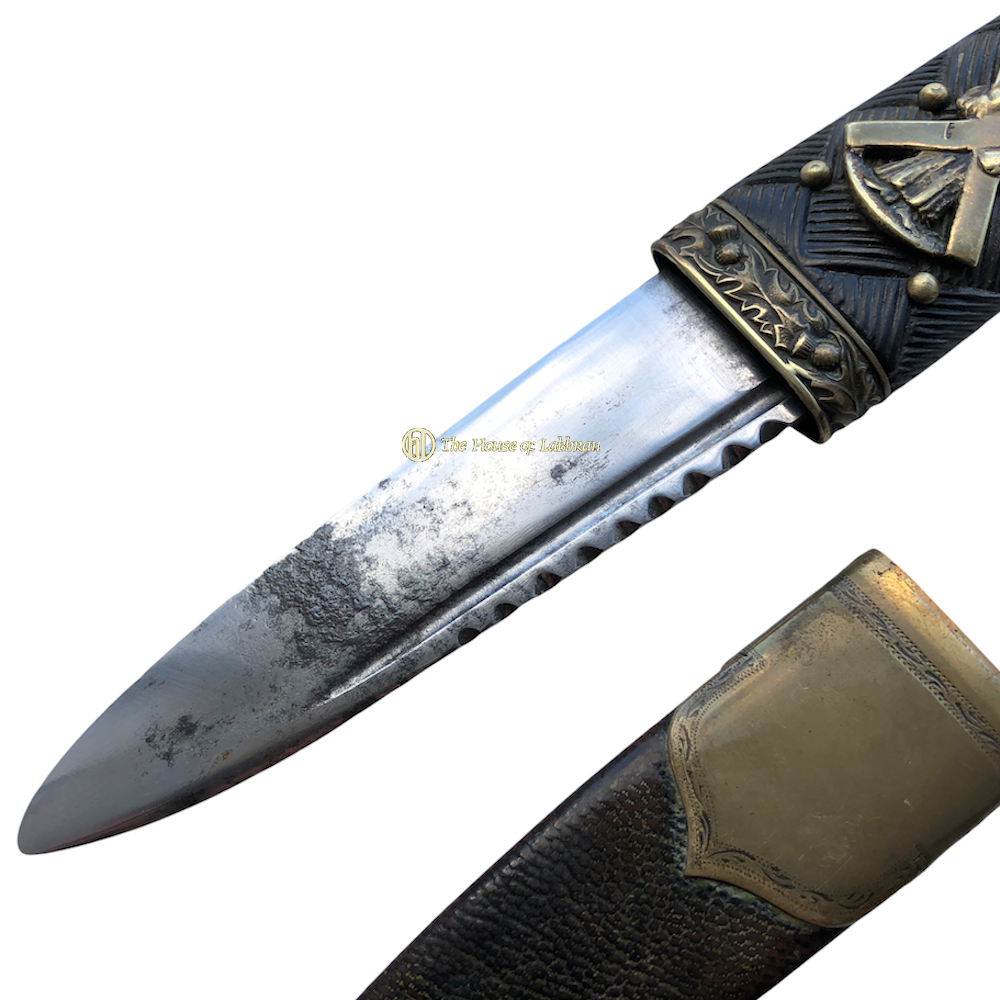 antique Victorian Black Watch Royal Highlanders Officers Regimental Sgian Dubh.png