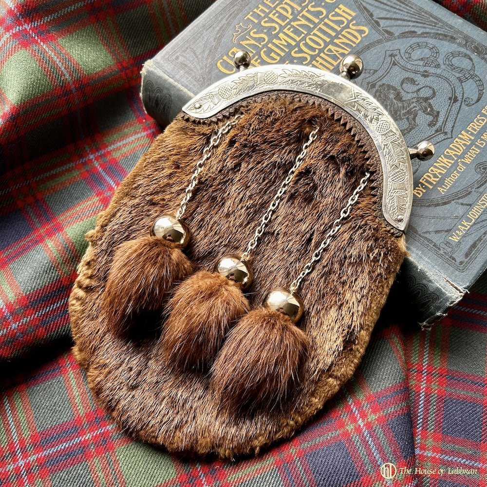 Antique Victorian Scottish Otter Sporran. .jpeg