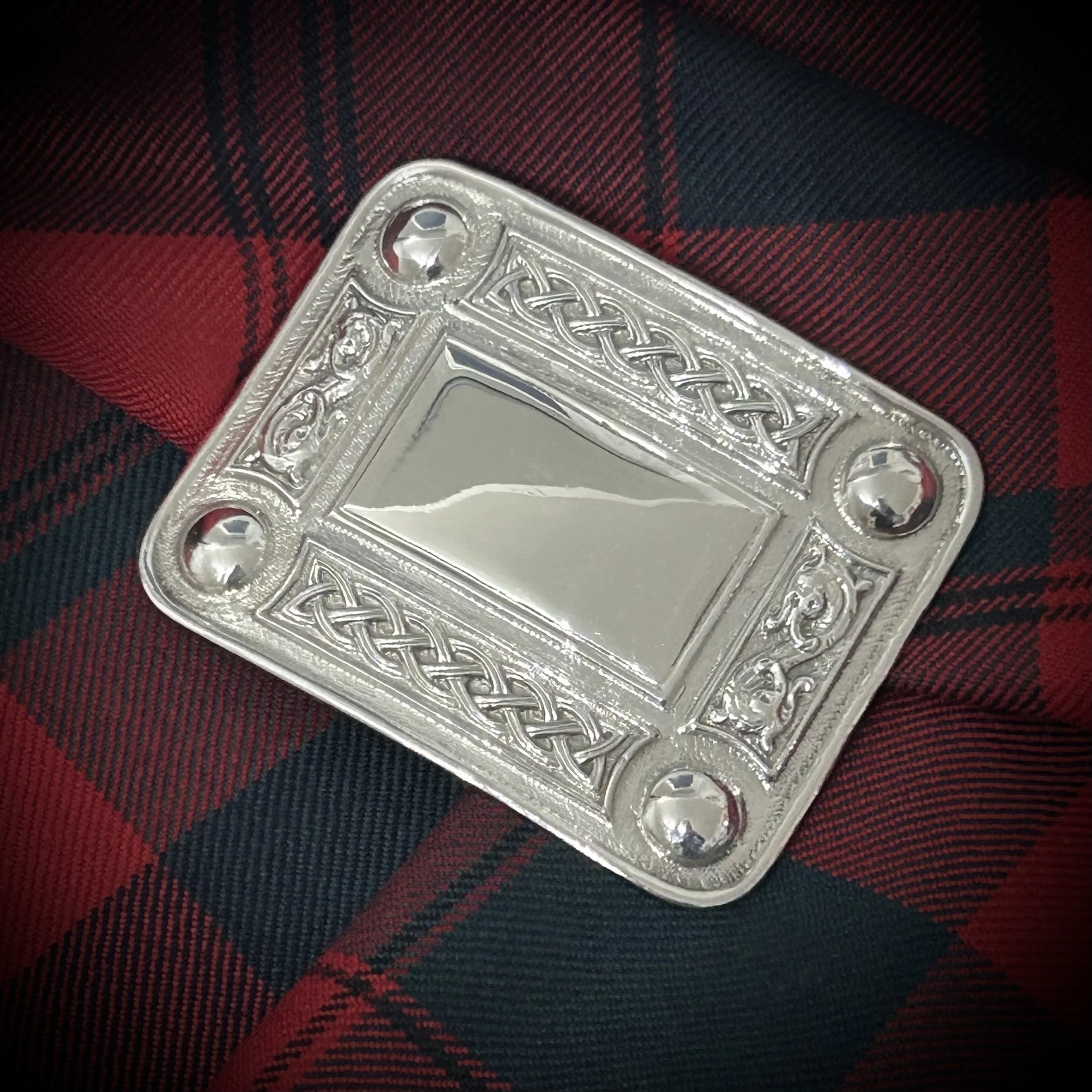 The Art of Scottish Handcrafted Sterling Silver Kilt Belt Buckles