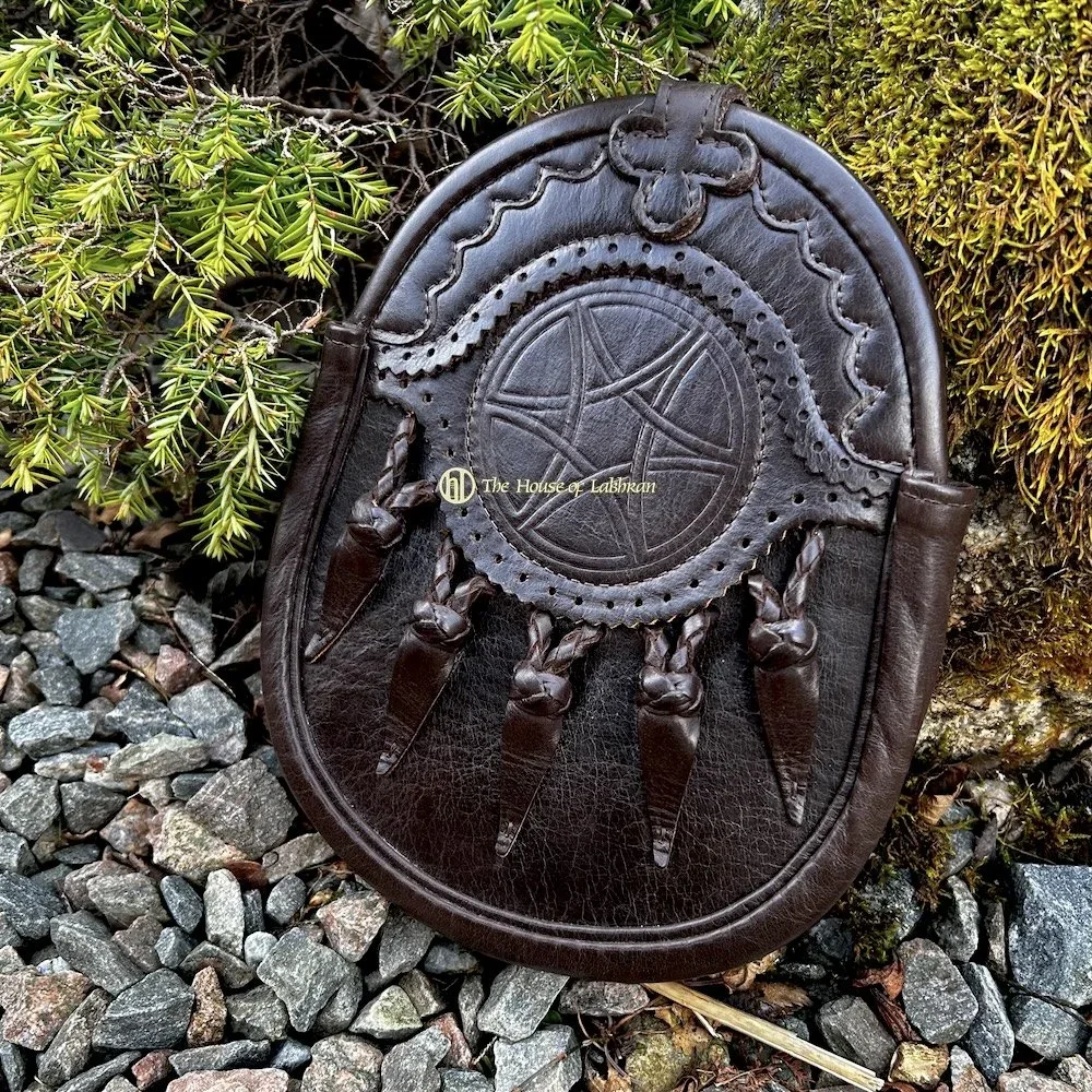 Vintage Style Hunter’s Brown Leather Day Sporran