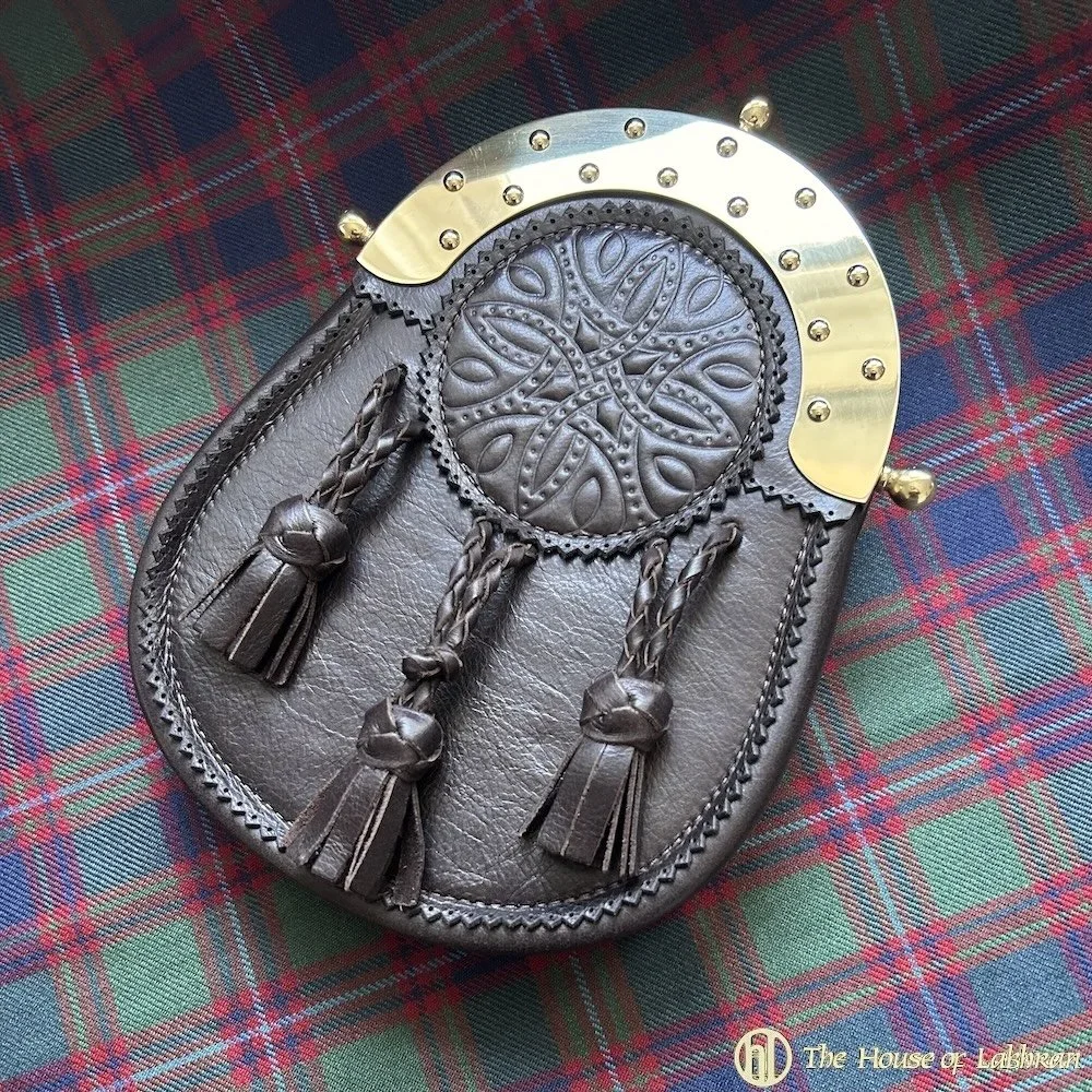 Edwardian+Style+Studded+Brass+Cantle+&+Targe+Sporran.webp