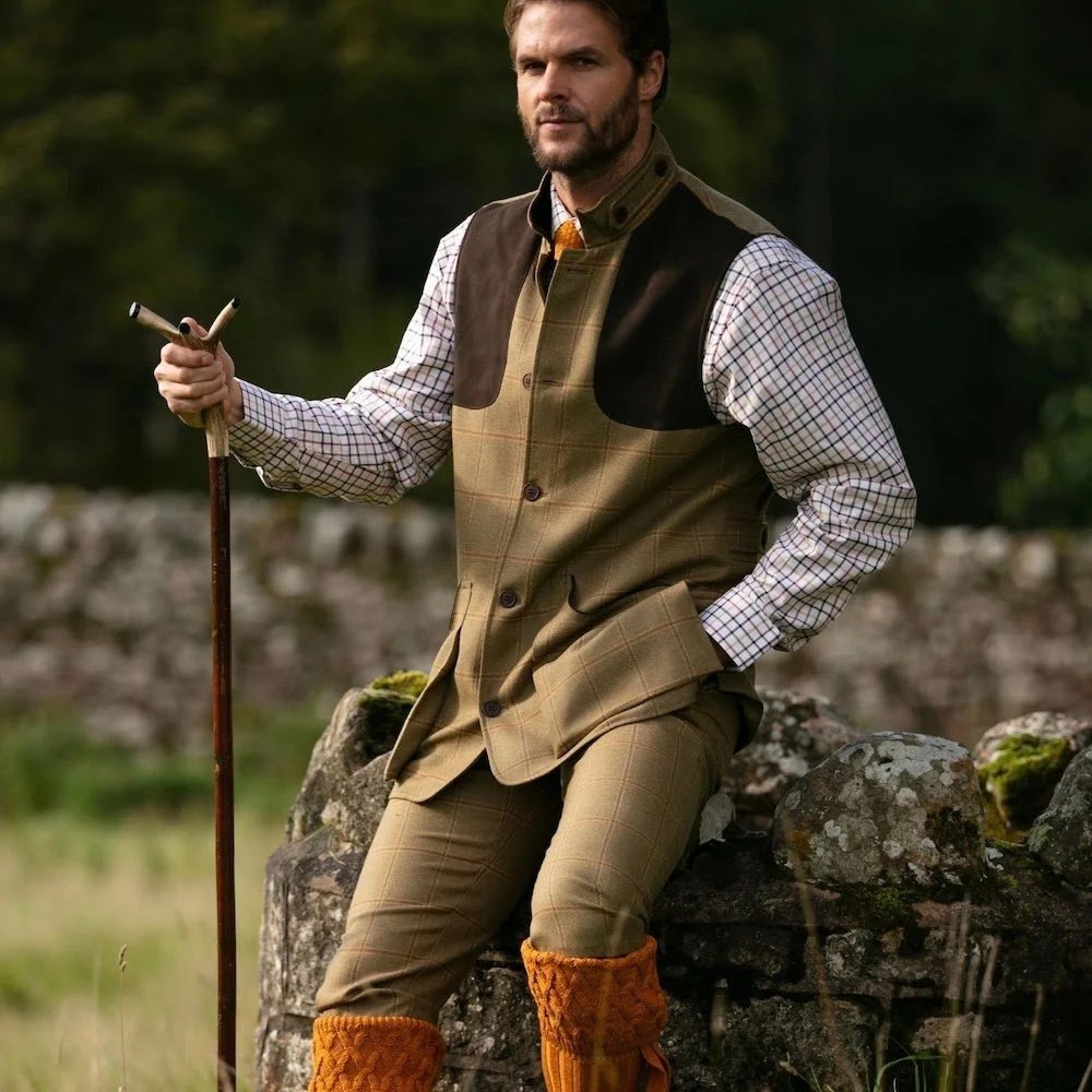 house-of-cheviot-rannoch-socks-ochre-p55-2949_zoom.jpg