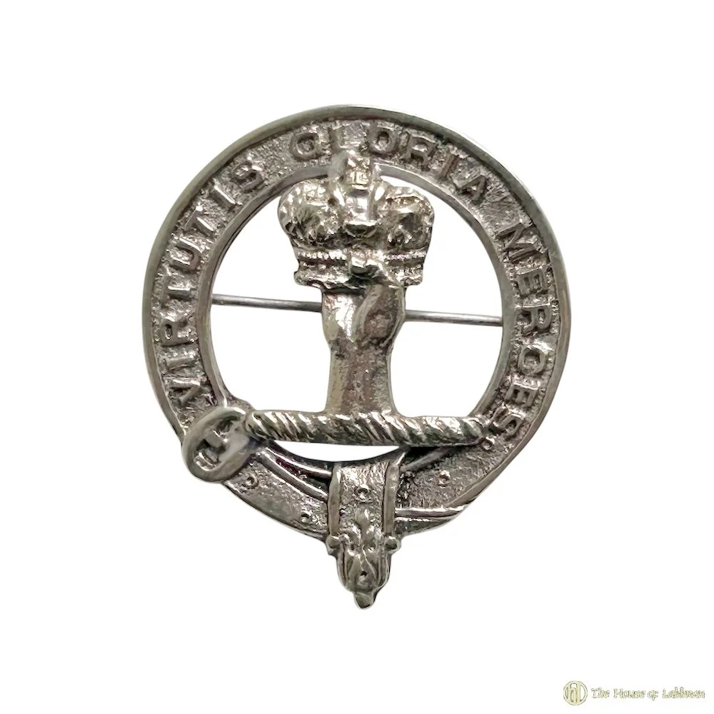Robertson Clan Vintage 1930-40's Bonnet Badge.jpg