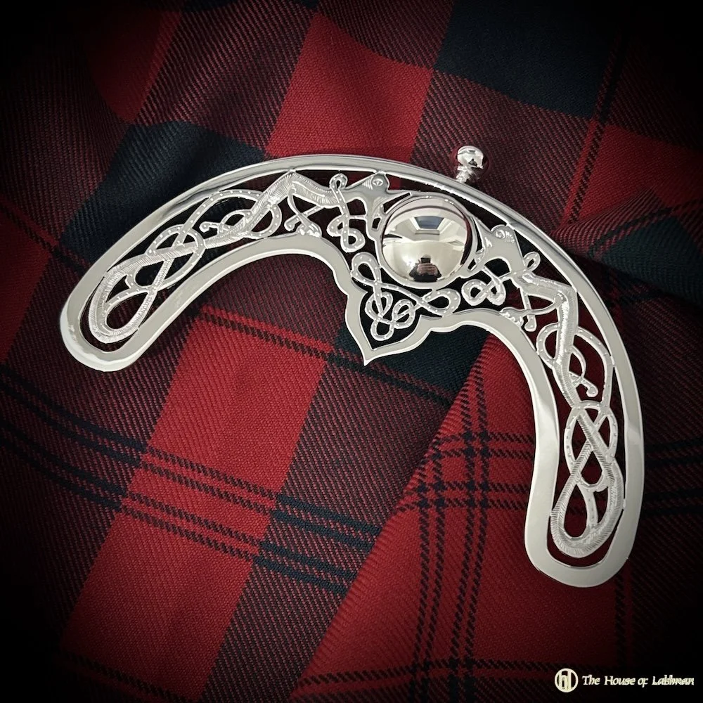 Edinburgh Zoomorphic Sterling Silver Cantle Dress Sporran.jpeg