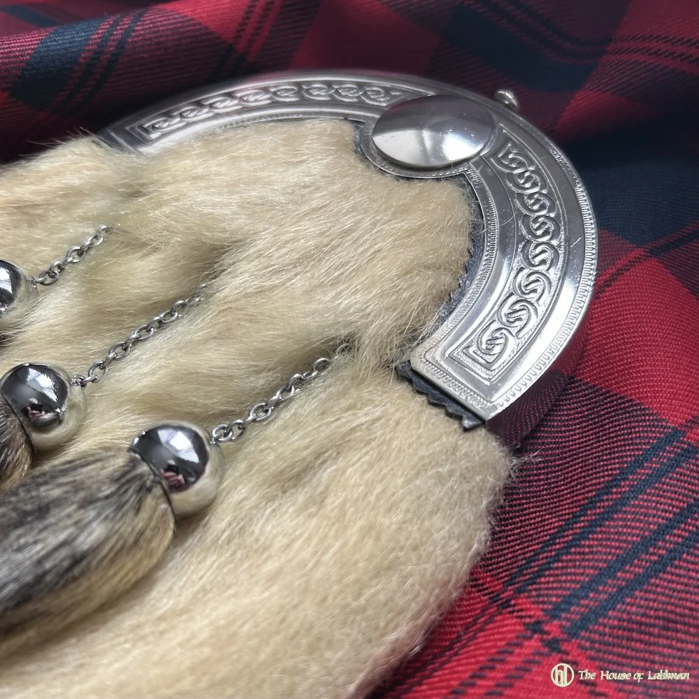 tartan Vintage 1970's Champagne Sealskin Sporran. .jpeg