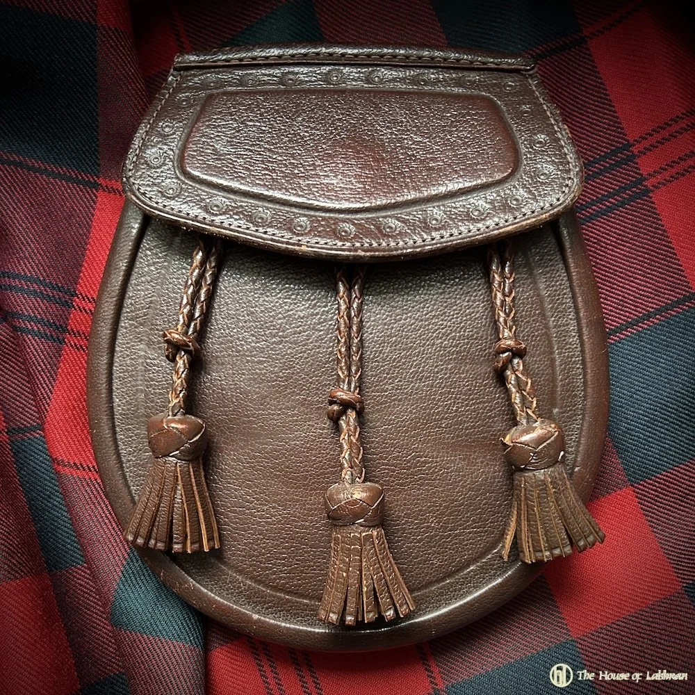 tartan Vintage 1950-60's Edinburgh Brown Leather Sporran.jpeg