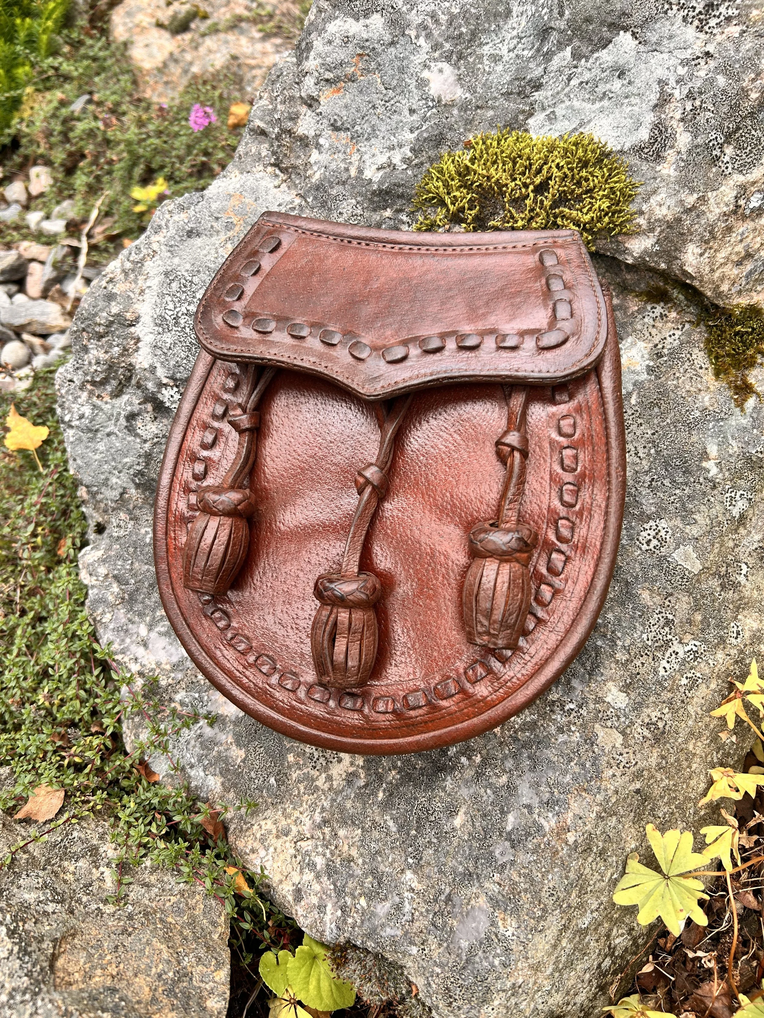 A Remarkable Find: A 1930s R.W. Forsyth Highland Dress Leather Day Sporran