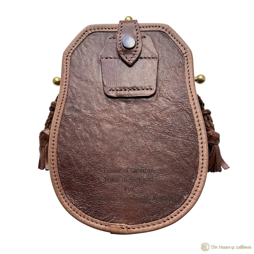 back Scottish 18th Century Style - Jacobite Brass Cantle Bullseye Sporran.jpg