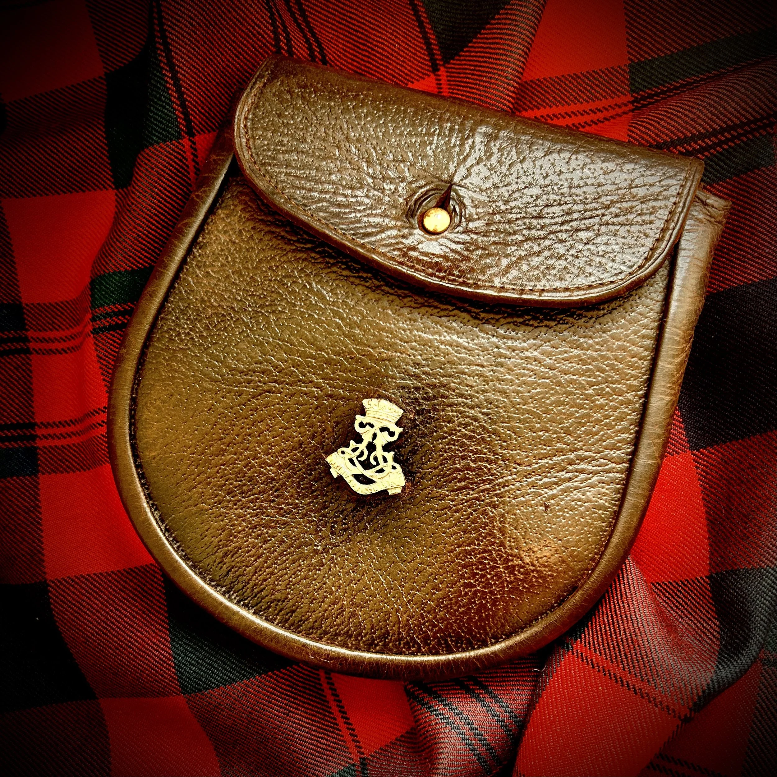 tartan Vintage WW2 Argyll & Sutherland Highlanders Officers Leather Sporran.jpeg