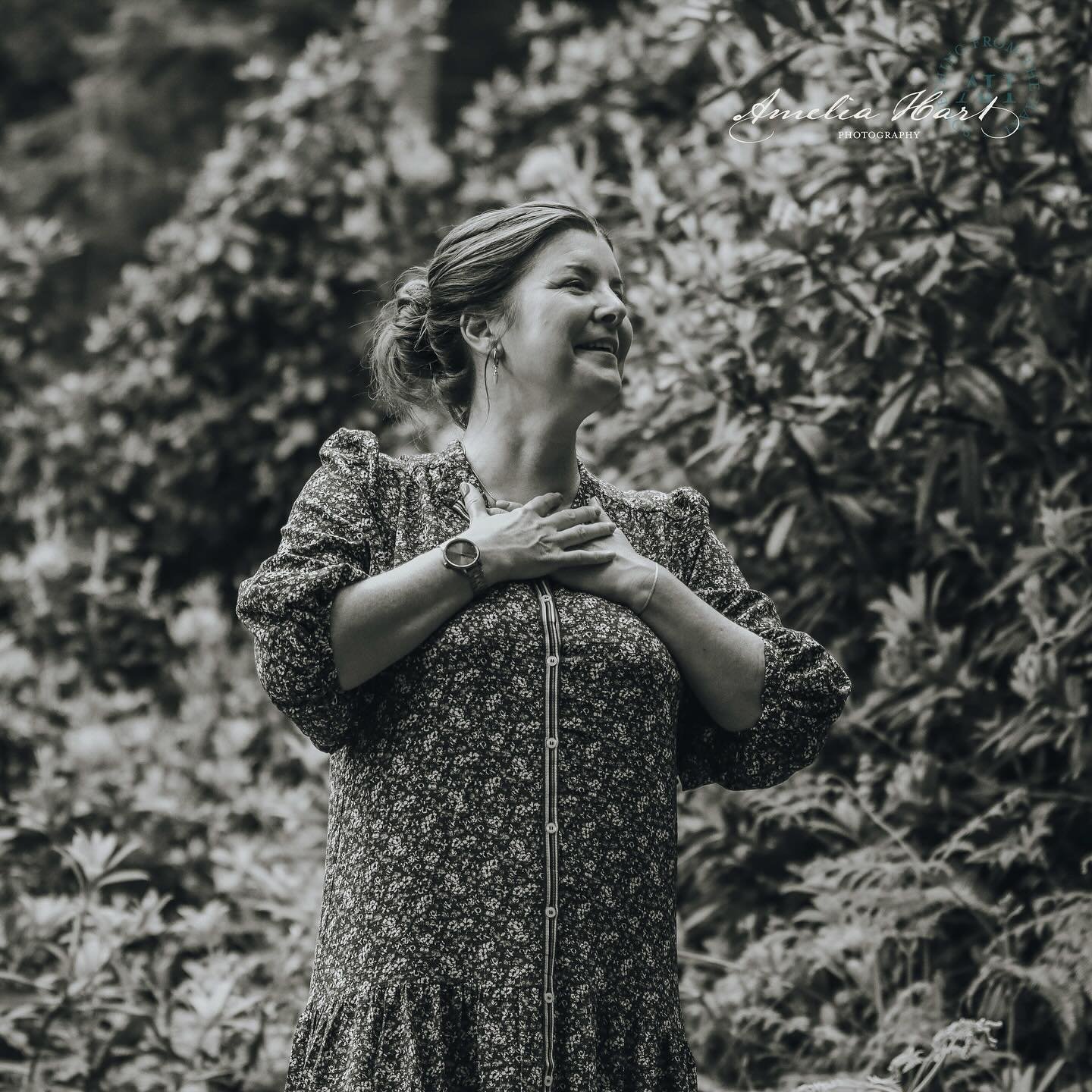 🌙✨ SEASONAL SHIFT HEALING SESSION - BOOK NOW! 🍁

Ready to align your body, mind &amp; spirit with the changing season? 

Join me for a powerful 1:1 energy healing session to help you navigate this sacred transition with grace!

What we&rsquo;ll cre