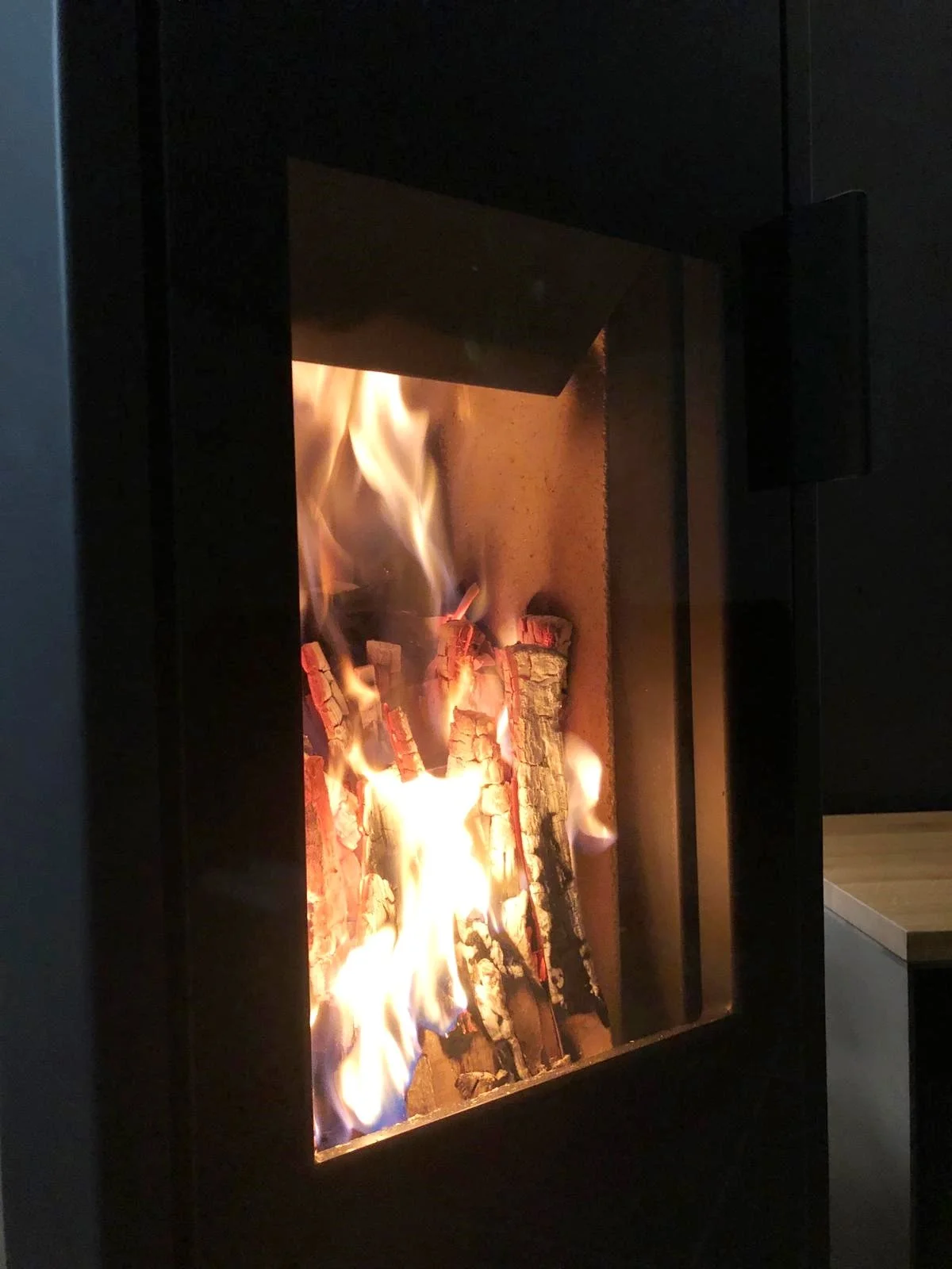 Feuertaufe, ... anfeuern, einkuscheln und genießen