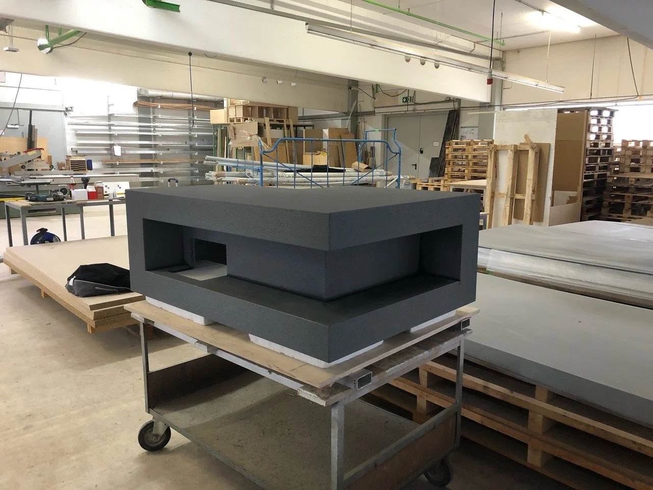 neues Projekt, der Sockel ist schon mal fertig....