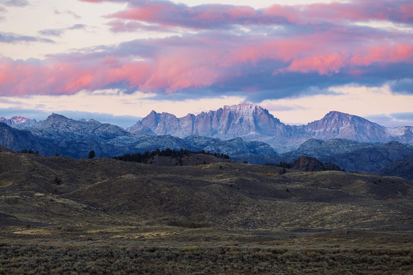 Front porch views. #wyhomeing #nomadlife #ontheroad