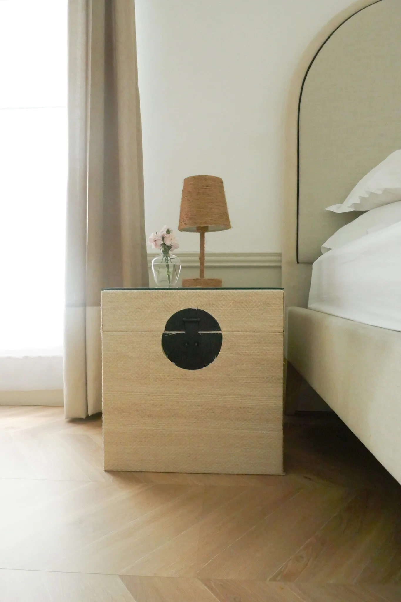 TRUNKS REFINISHED IN ABACA