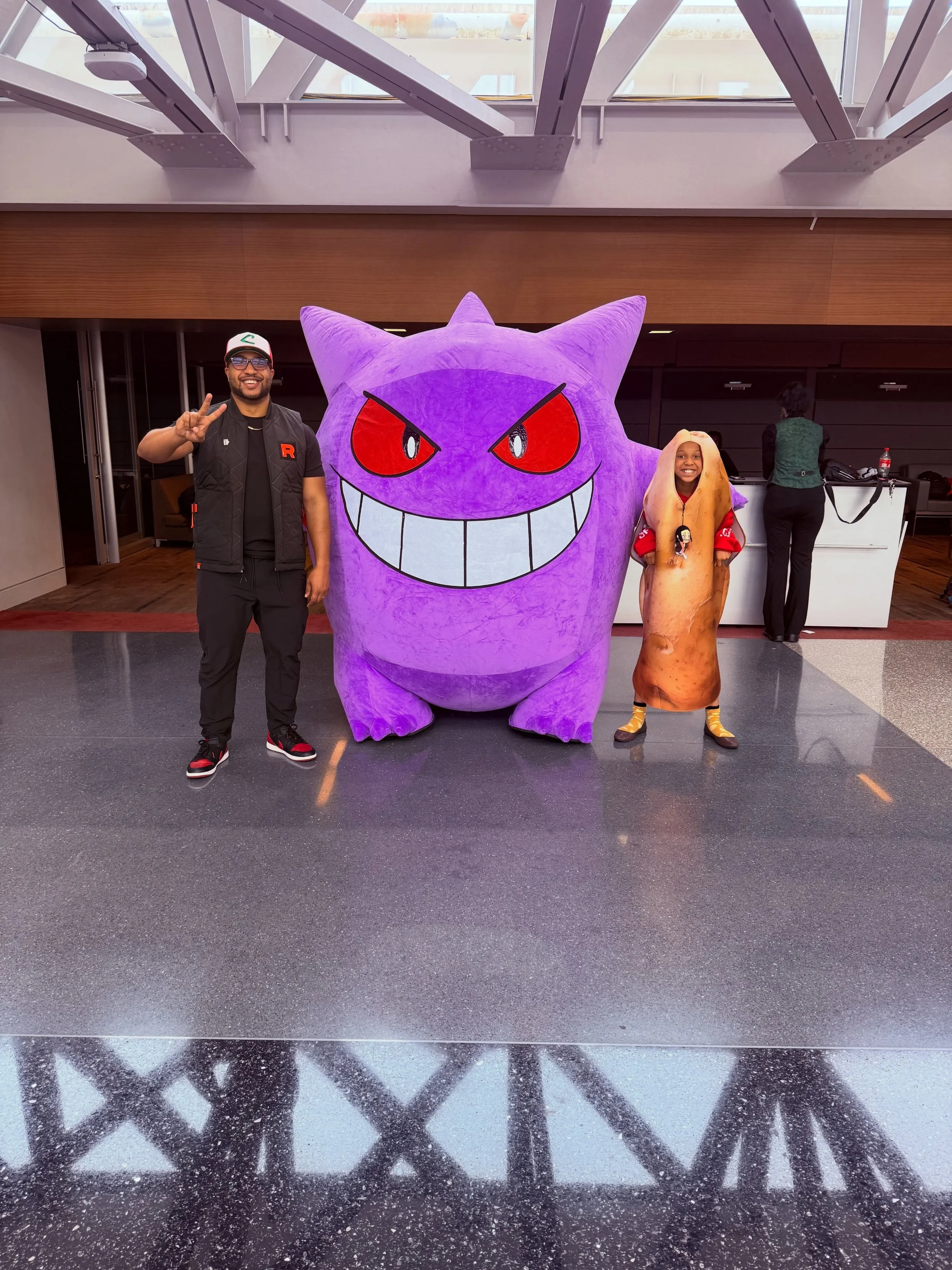 @momocon recap.

Yall gotta get better food next year 😔 

#dudelovesfood #anime