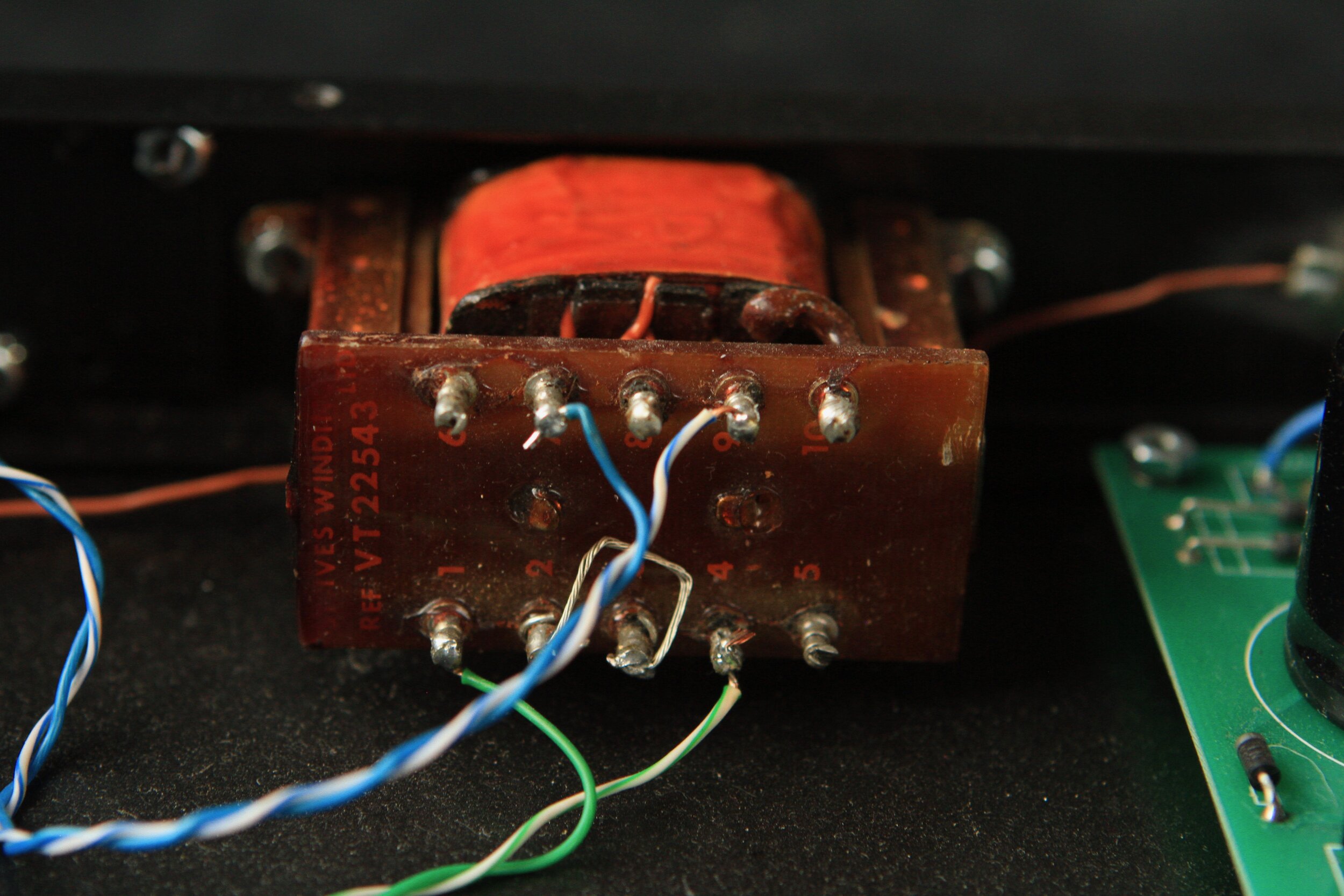 Vintage St. Ives 1:1 output transformers were used to produce a balanced output. The vintage channels have an unbalanced output.