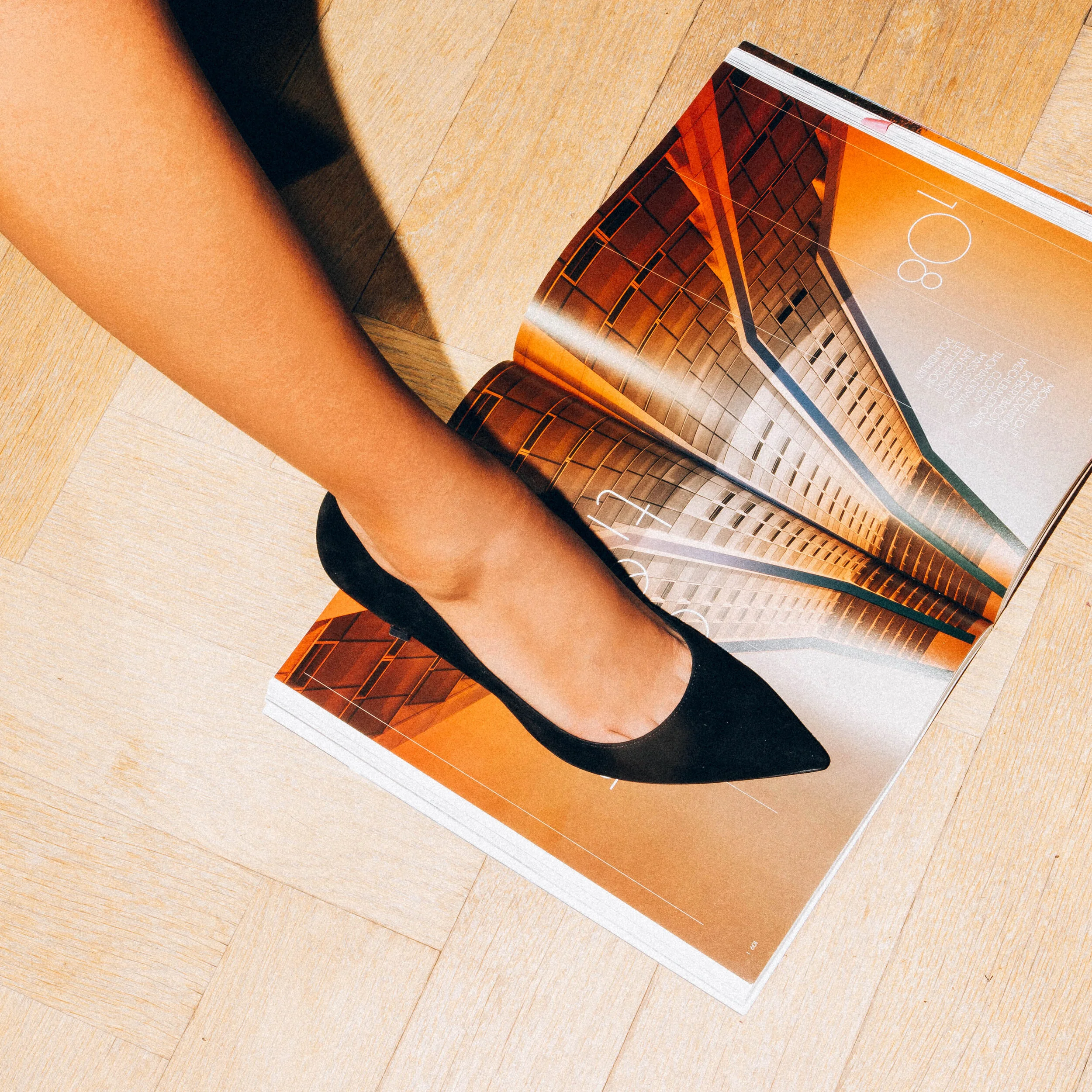 VickyShaughnessy_StuartWeitzman_03.jpg