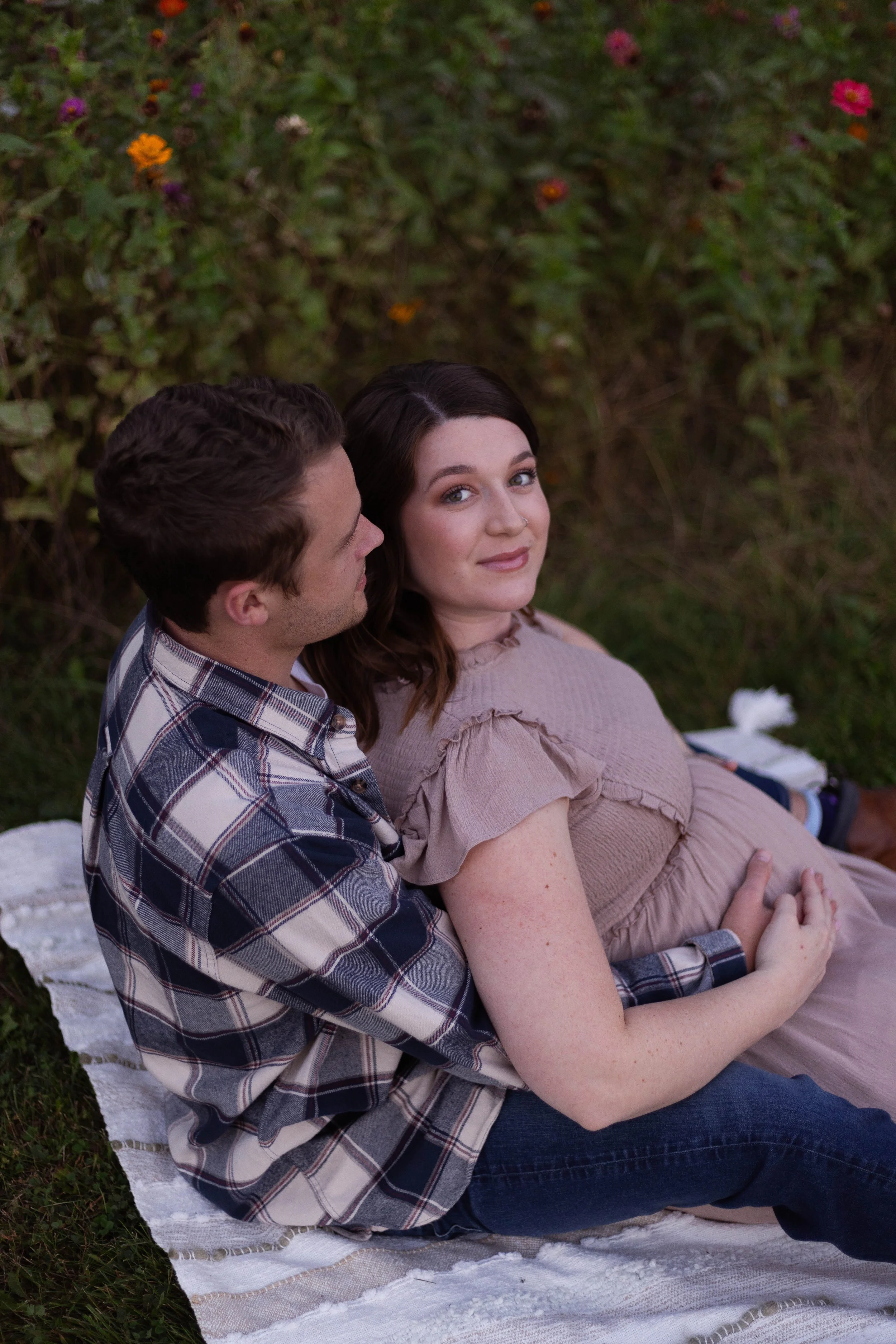 MeghanMichaelMulligan-MaternityOct2024-24.jpg