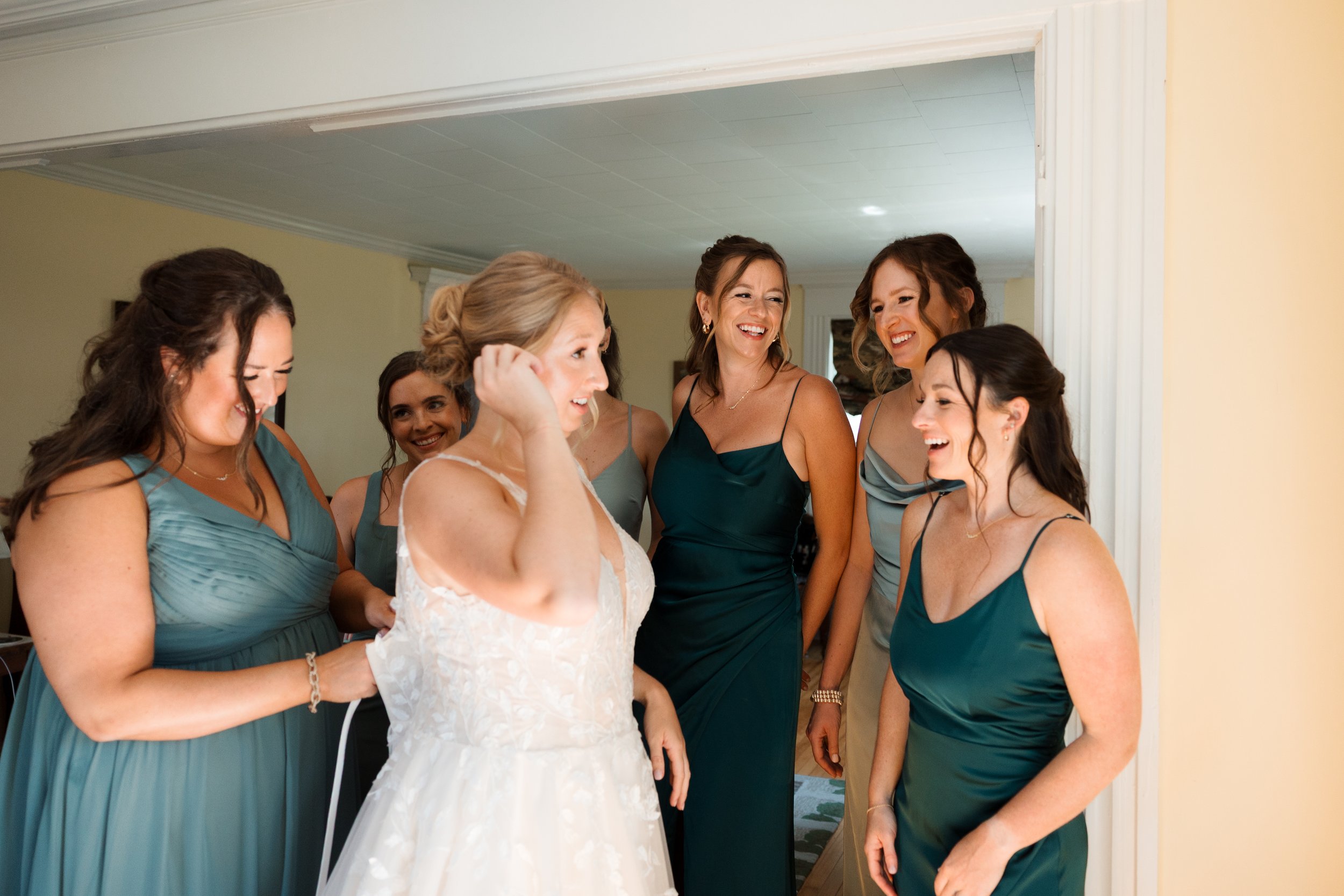 Lauren-Ferg-Gold-Wing-Photography-Vermont-Wedding-50.jpg