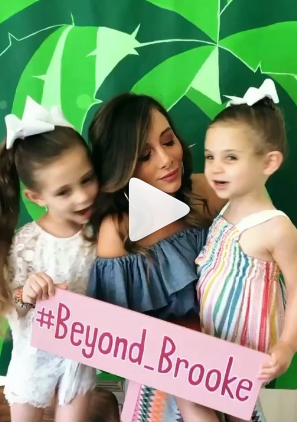 With my girls by my side everything is possible 🙌✨🙌✨ #beyond_brooke #girlgang