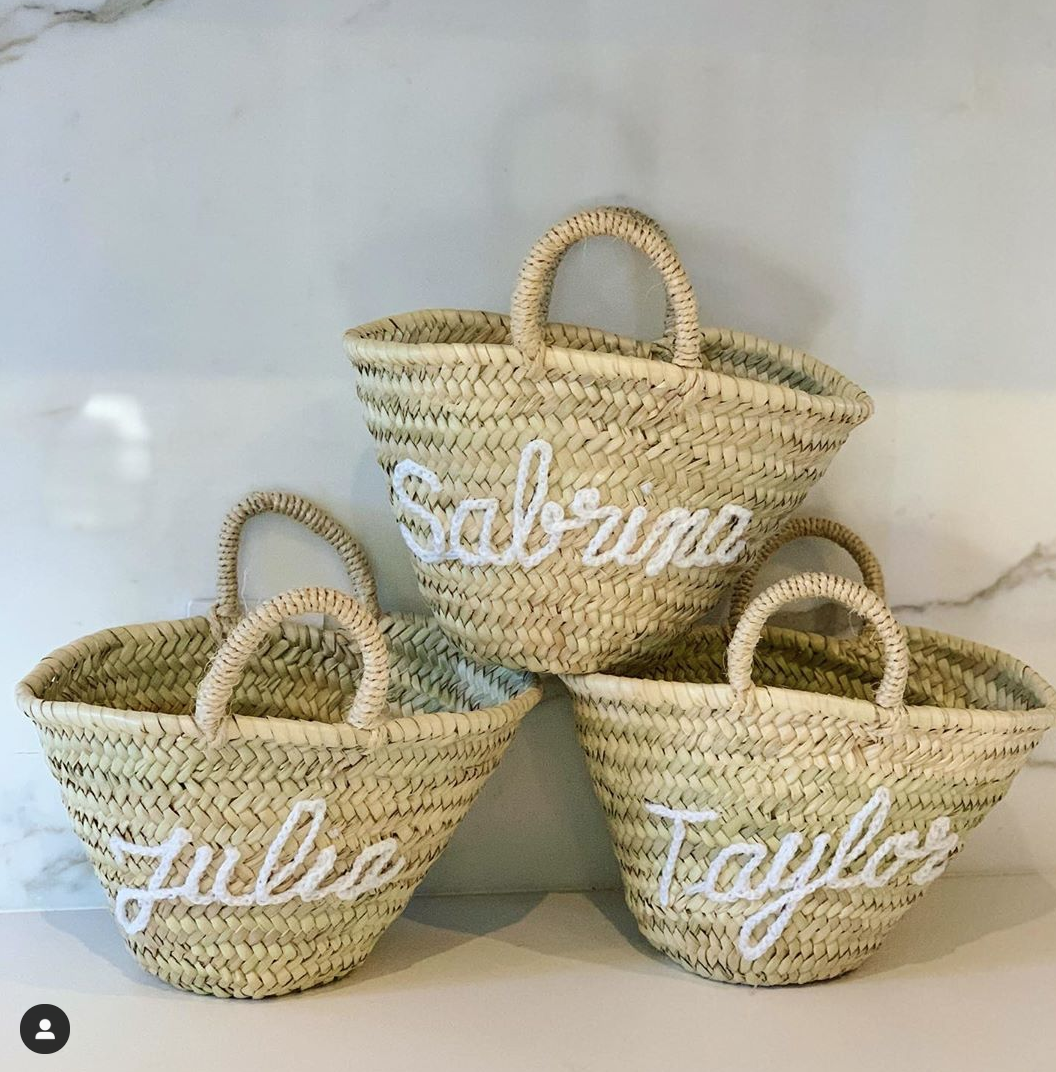 How adorable are these mini beach bags?...