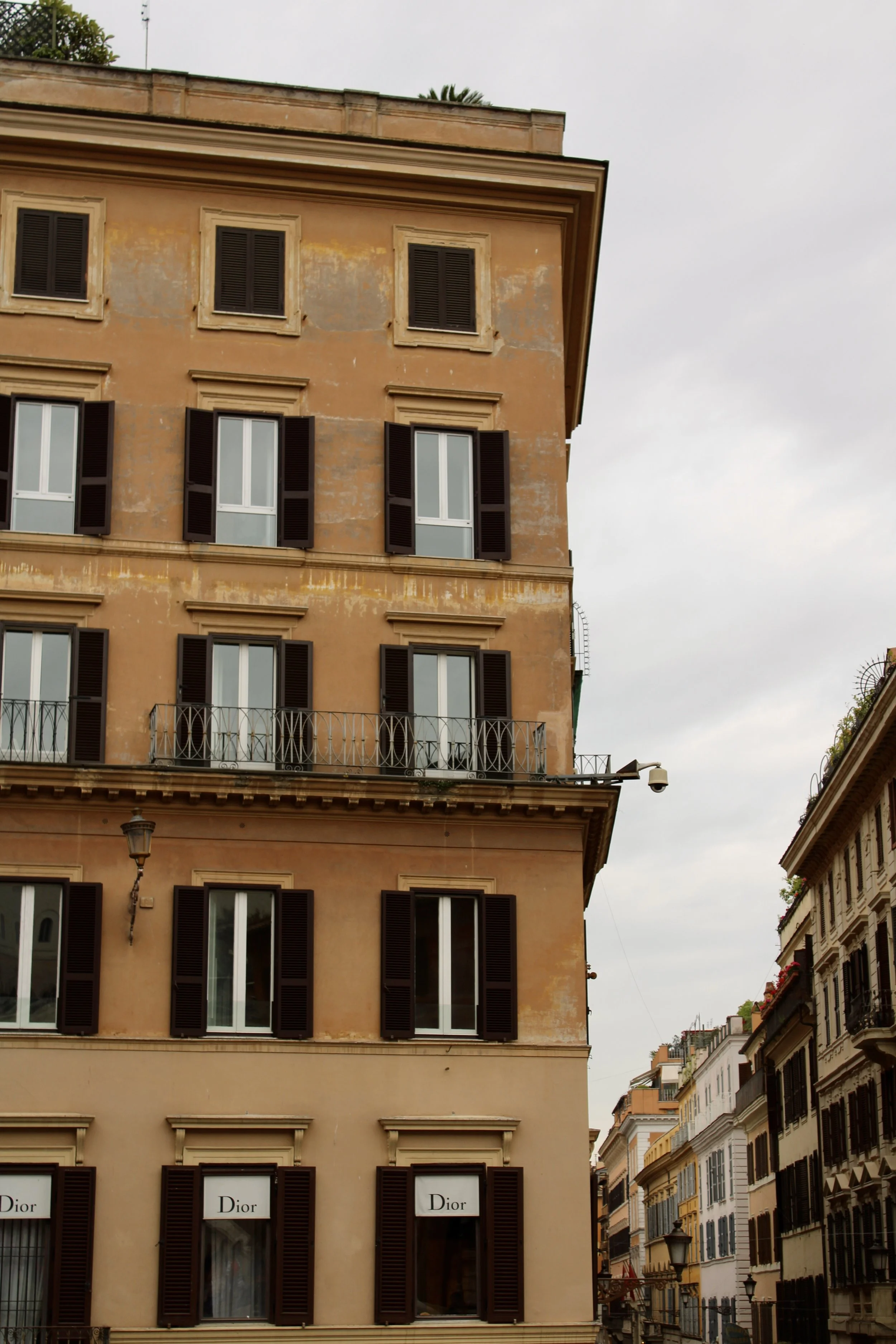 Walking through historic streets of Rome in one day