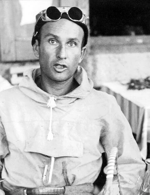 Les lunettes de glacier en cuir pour les plus chevronnés