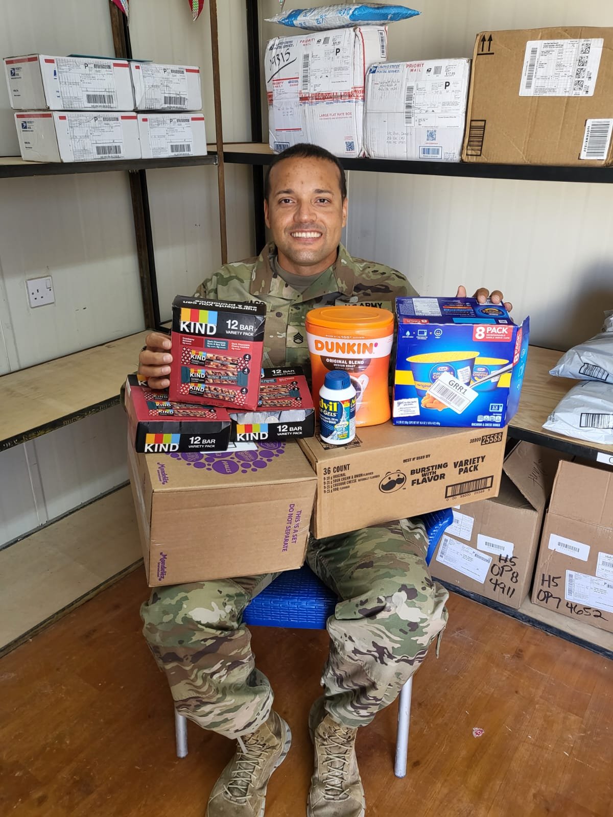 Xavier Santiago (Middle East) with Sponsor Goodies 10-31-22.jpg