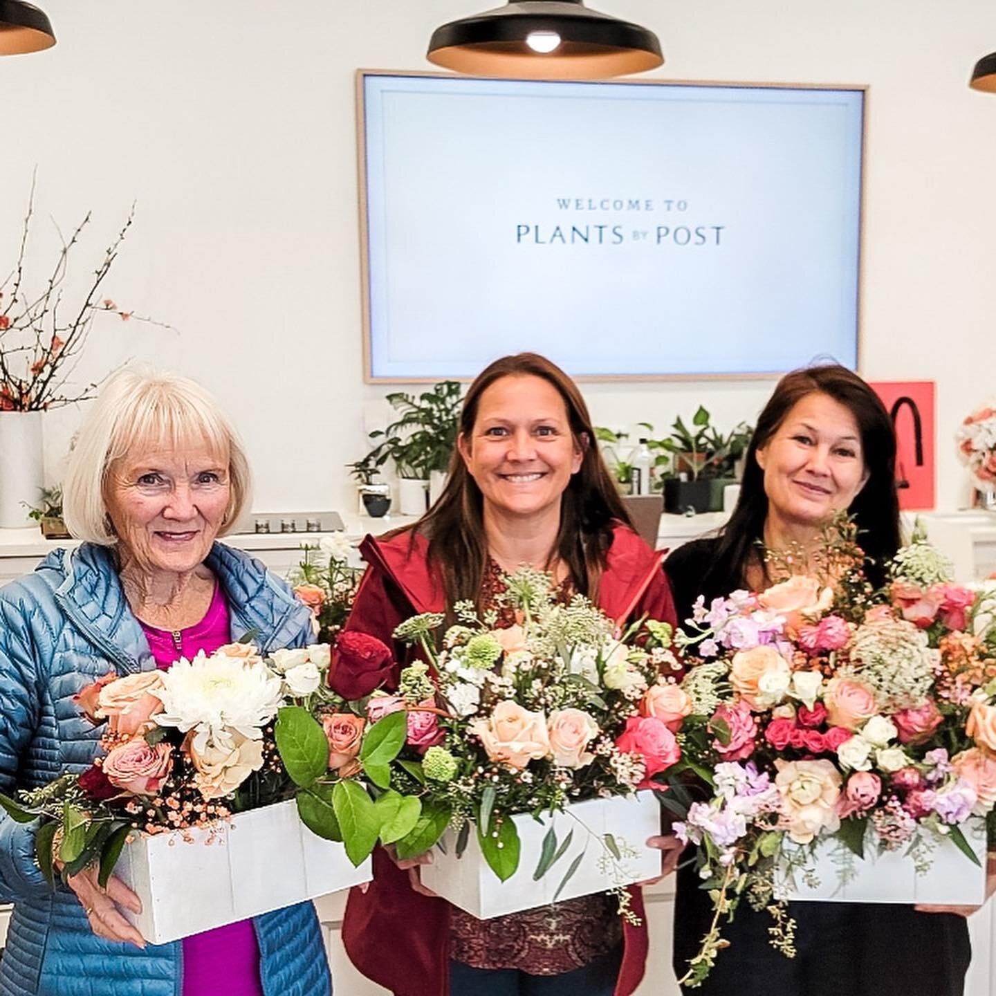 Gorgeous arrangements made at our Sunday morning Valentines Floral workshop 💘💝💐