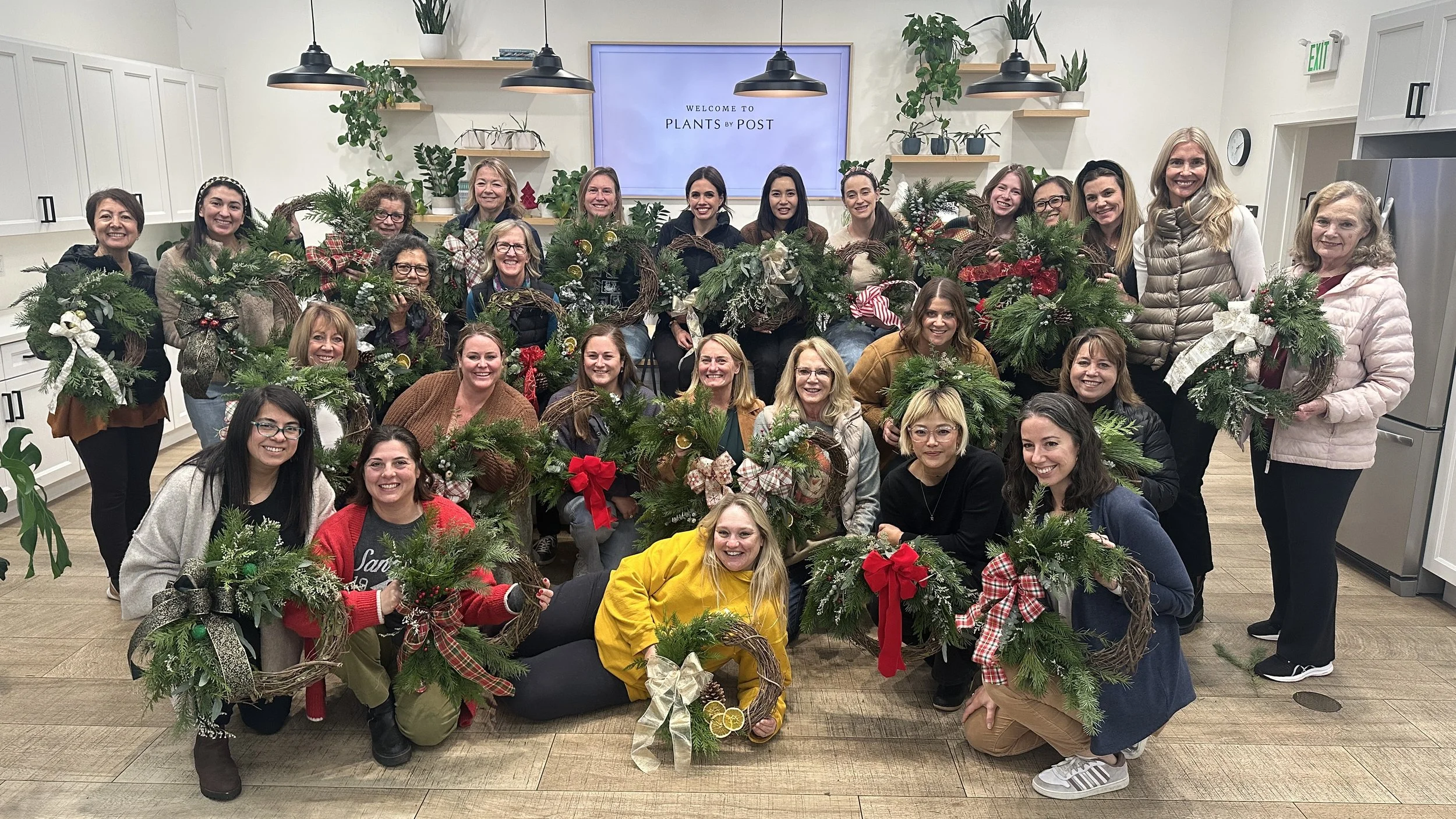 Wed, 12/2: Holiday Wreath Making Workshop