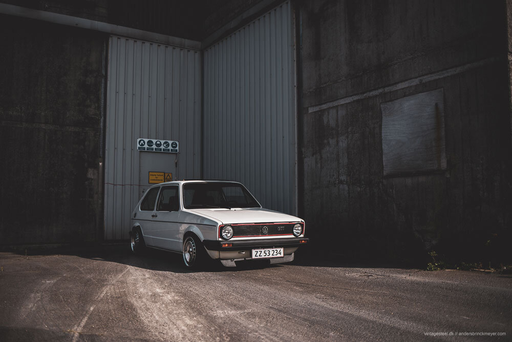 Volkswagen-Golf-mk1-GTI...jpg