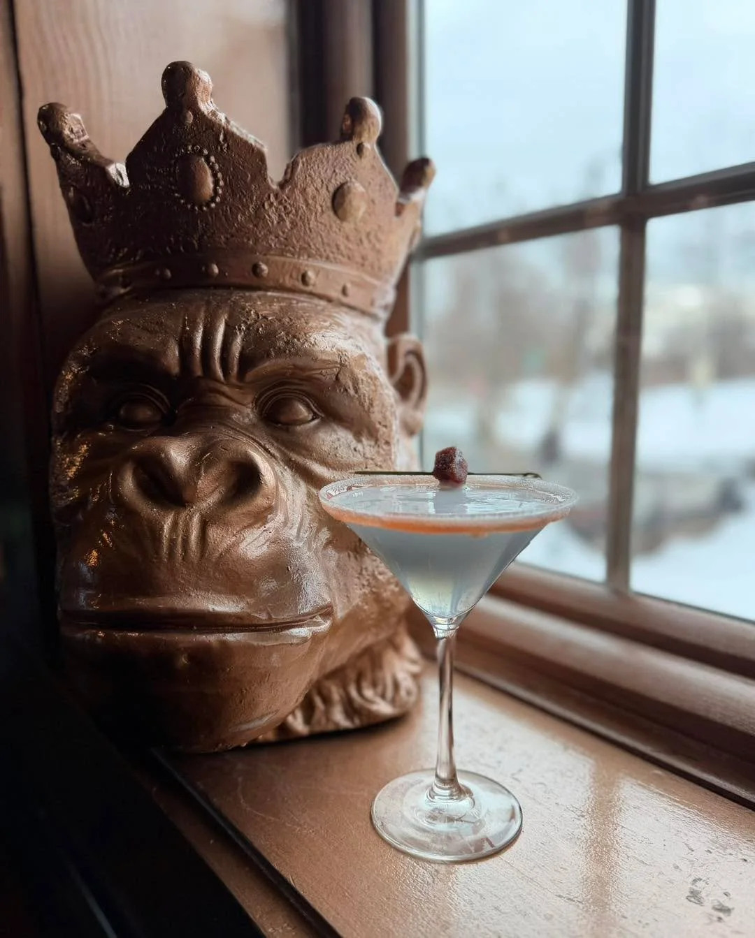 Sweet, citrusy, and just the right amount of bold 🍋✨

Meet the GG Lemon Drop &mdash; made with citron vodka, limoncello, and a splash of grape liqueur, shaken with fresh lemon &amp; lime and finished with a guava sugar rim for that perfect tropical 