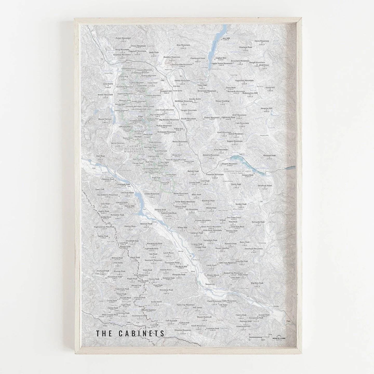 The Cabinets! This one has been on the to do list for a WHILE and I really wanted to complete it in time for the holidays this year. Not a map of The Cabinet Mountains in Montana/Idaho!

#cabinetmountains #cabinetmountainwilderness #thecabinets #wall