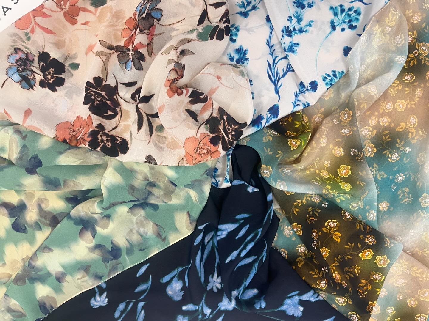 What dreams are made of!
Love seeing new collections come in! 
#prints #textileprints #beautifulprints