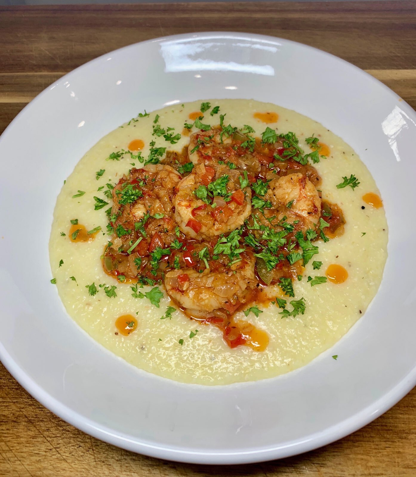 Spicy Cajun Shrimp & Cheesy Grits