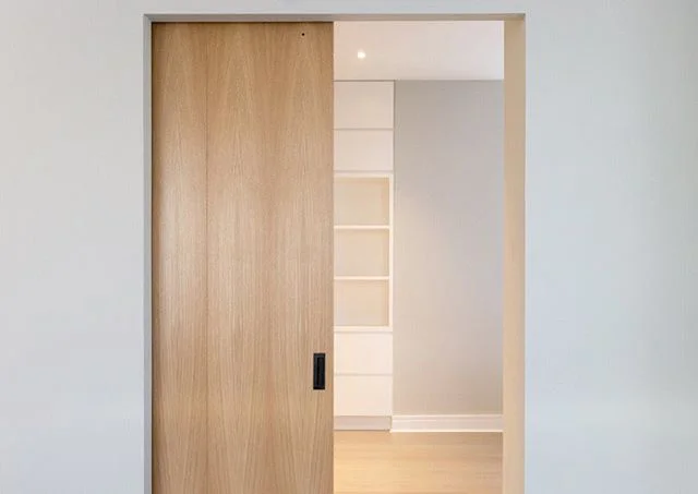 View through - apartment renovation Brooklyn Heights .
.
.
.
#sliding door #woodveneer #brooklynheights #door #apartment #apartmentdecor #light #minimalism